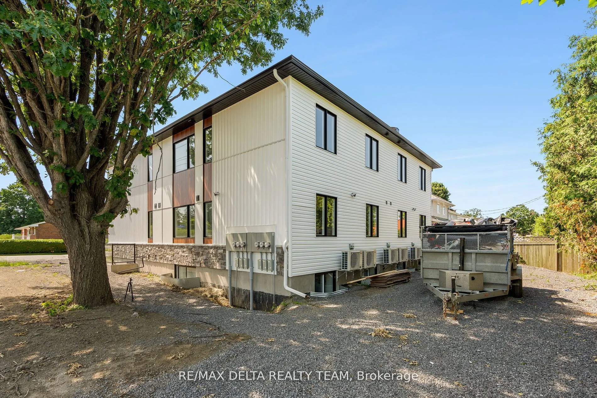 77A Granton Avenue, #3