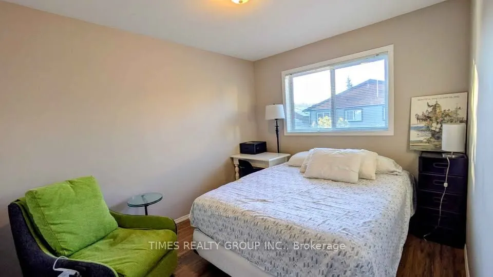 2311 Mt Baker Crescent