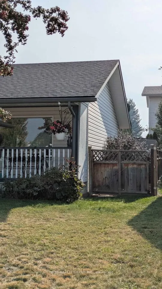 2311 Mt Baker Crescent