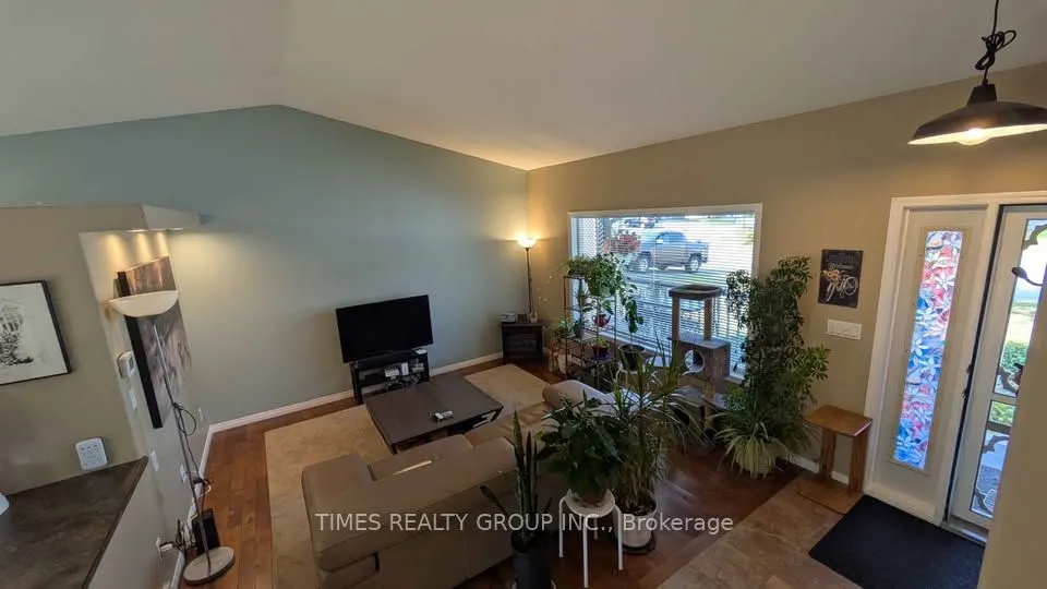 2311 Mt Baker Crescent