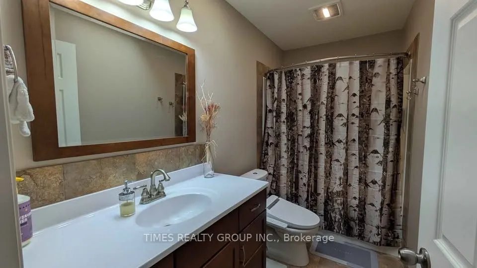 2311 Mt Baker Crescent