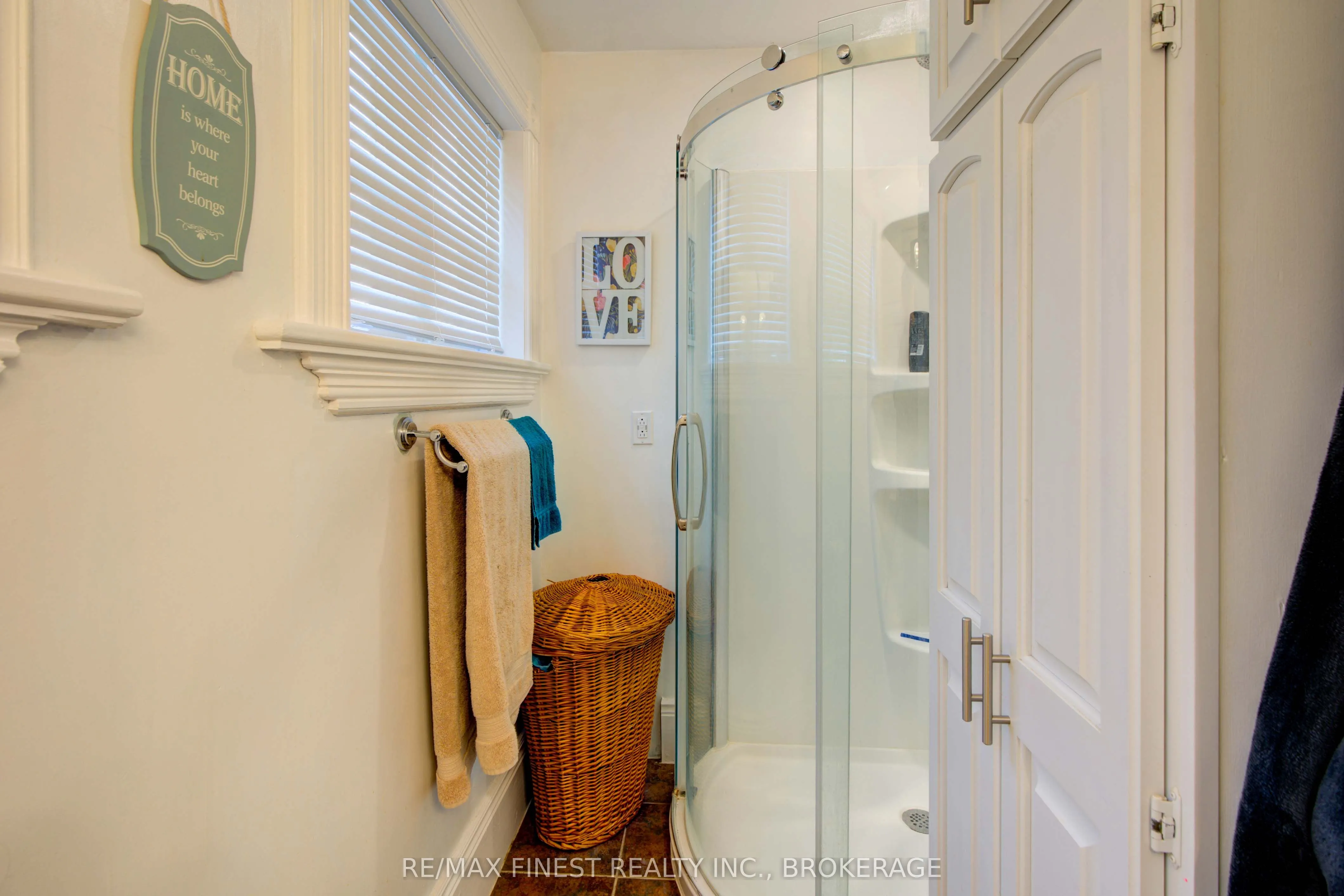 1128 Elizabeth Street