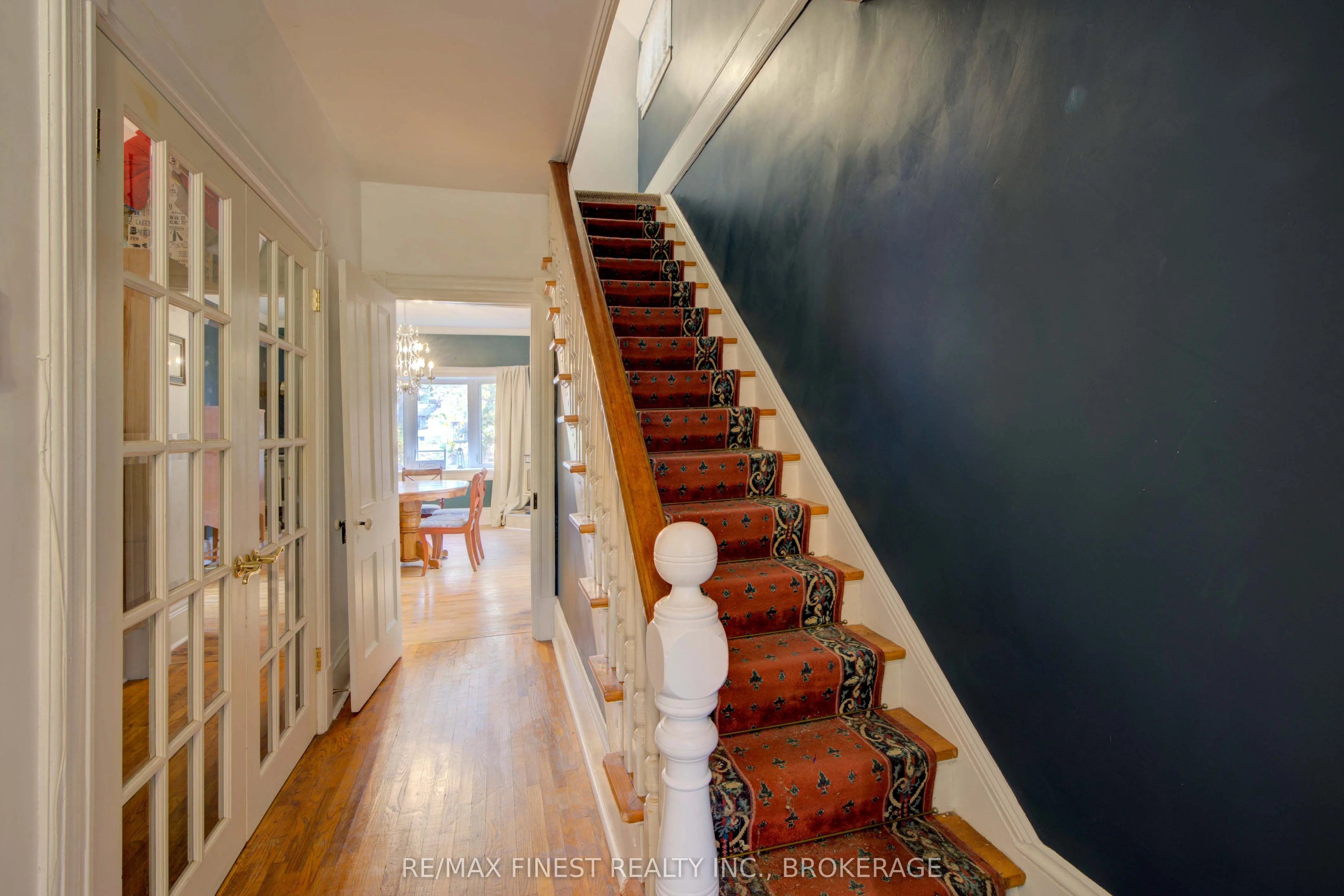 1128 Elizabeth Street