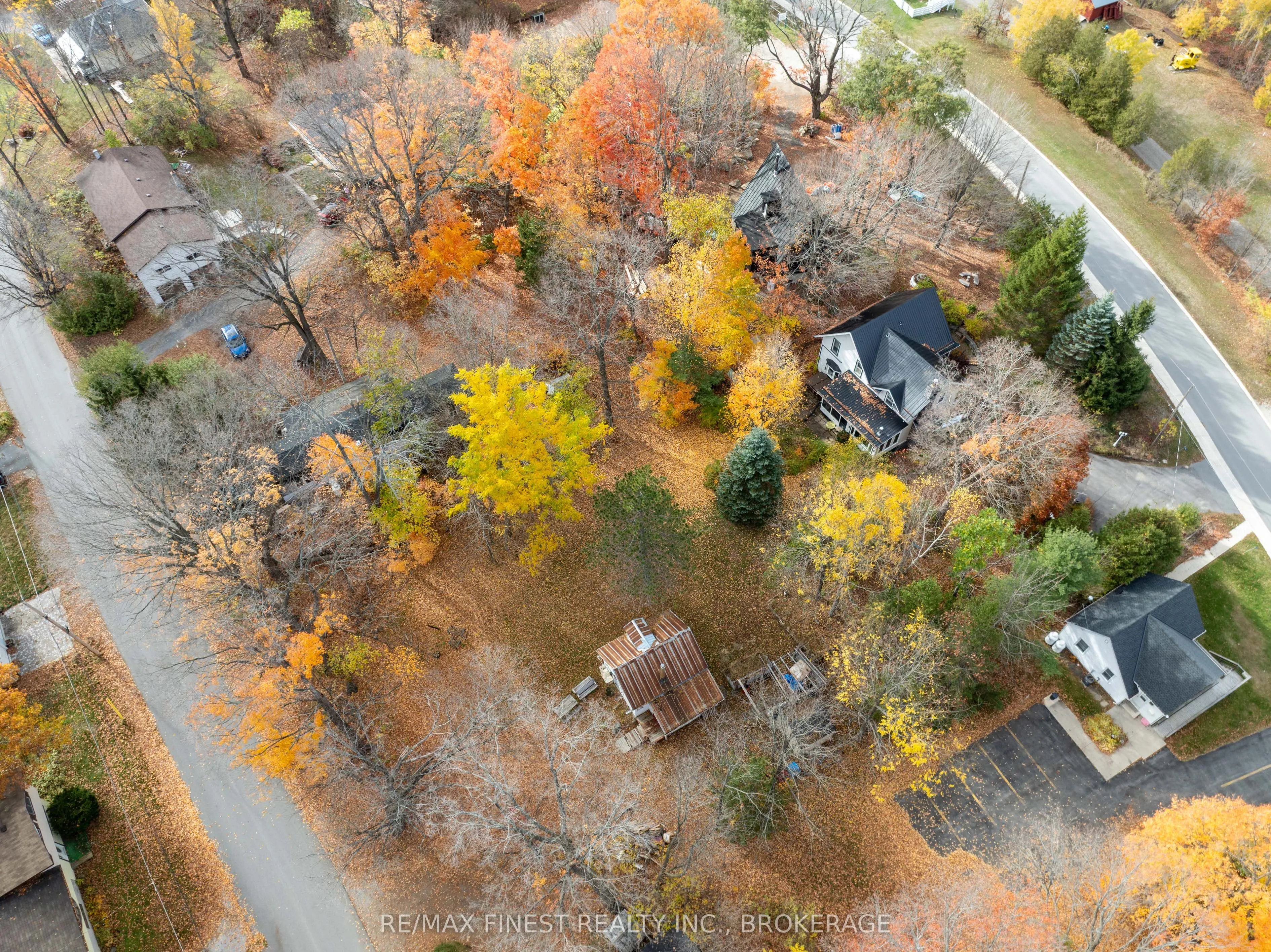 1128 Elizabeth Street