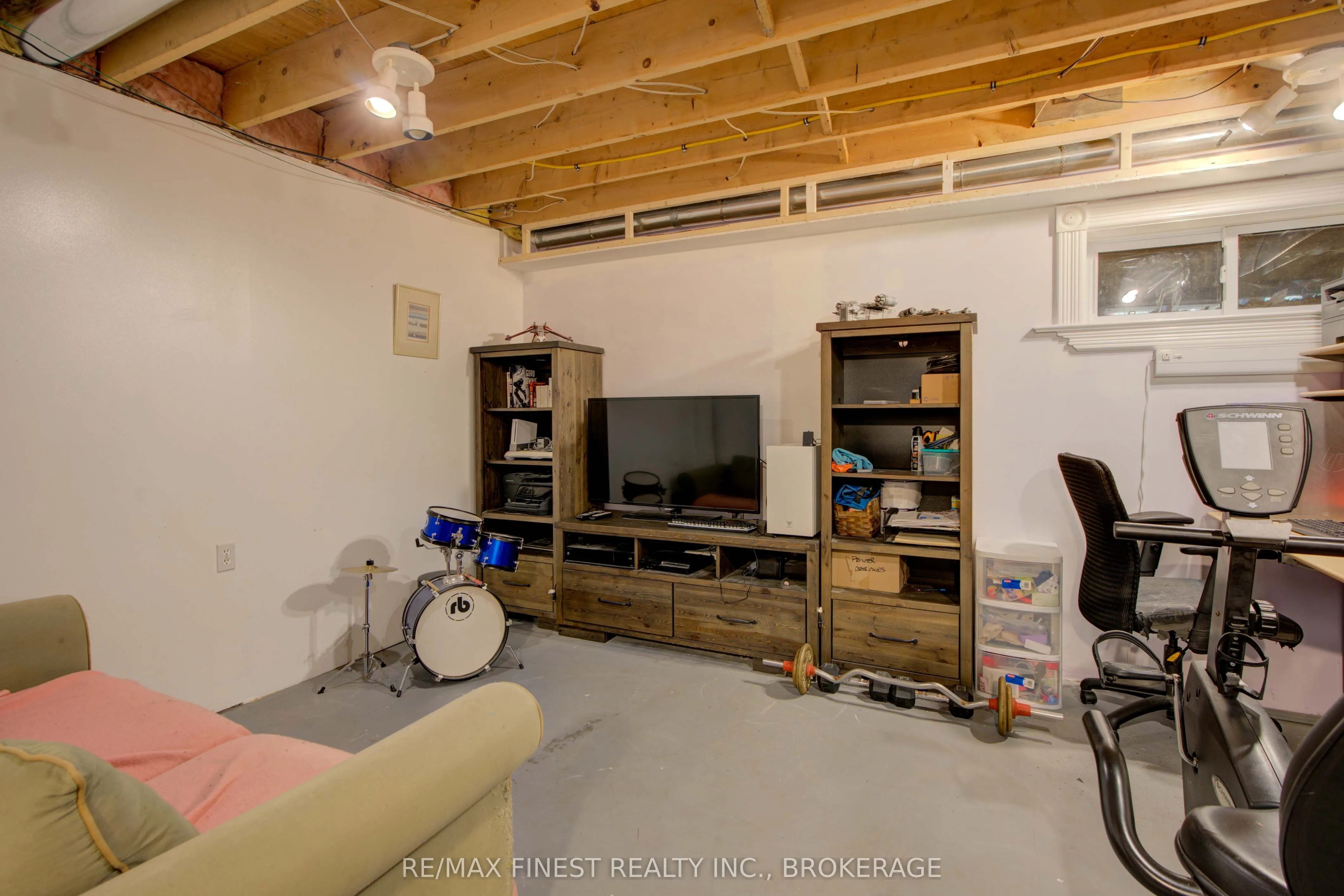 1128 Elizabeth Street