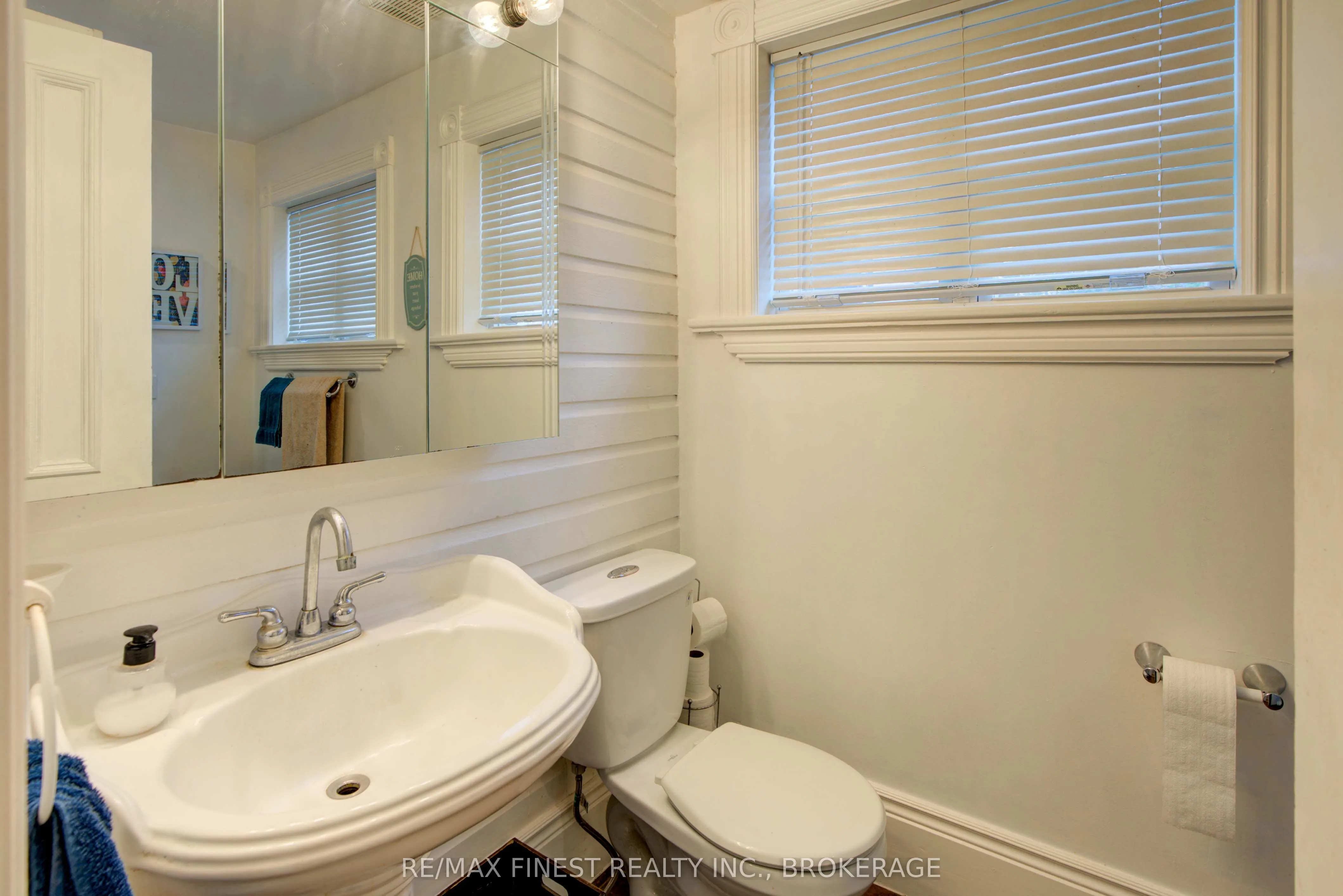 1128 Elizabeth Street