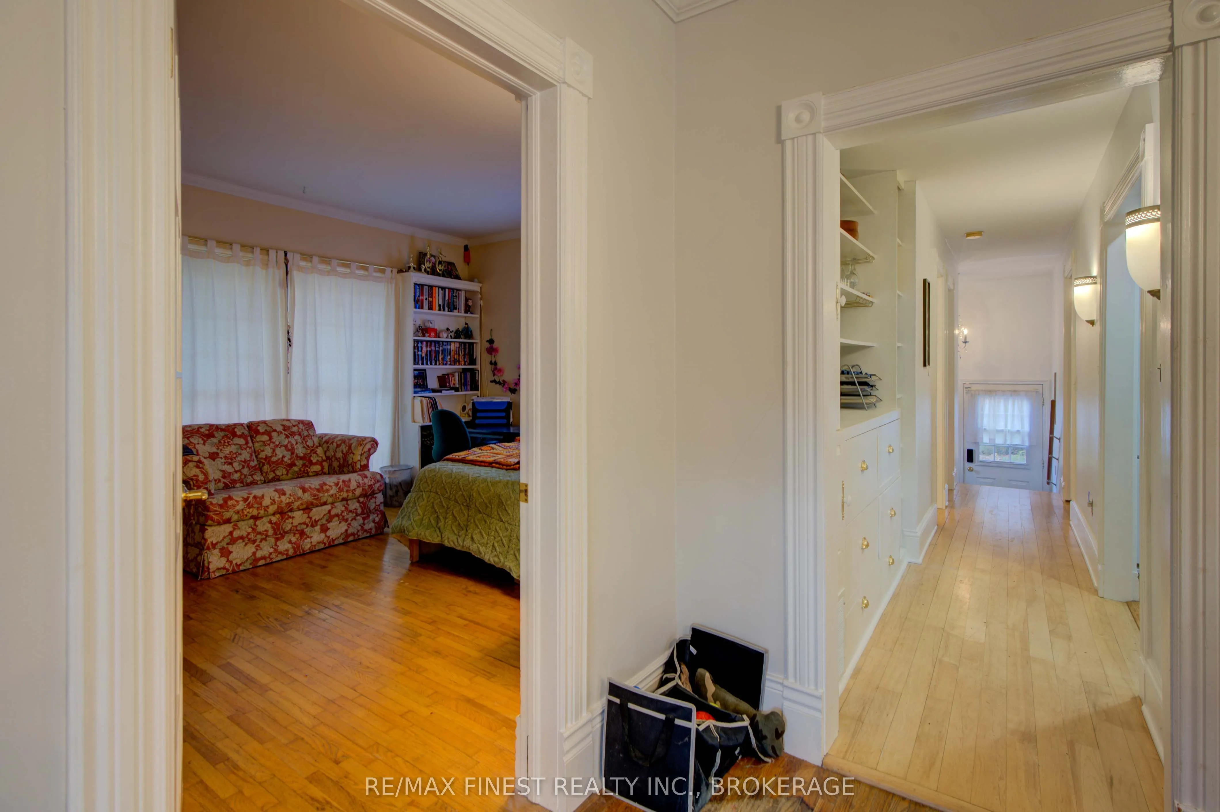 1128 Elizabeth Street