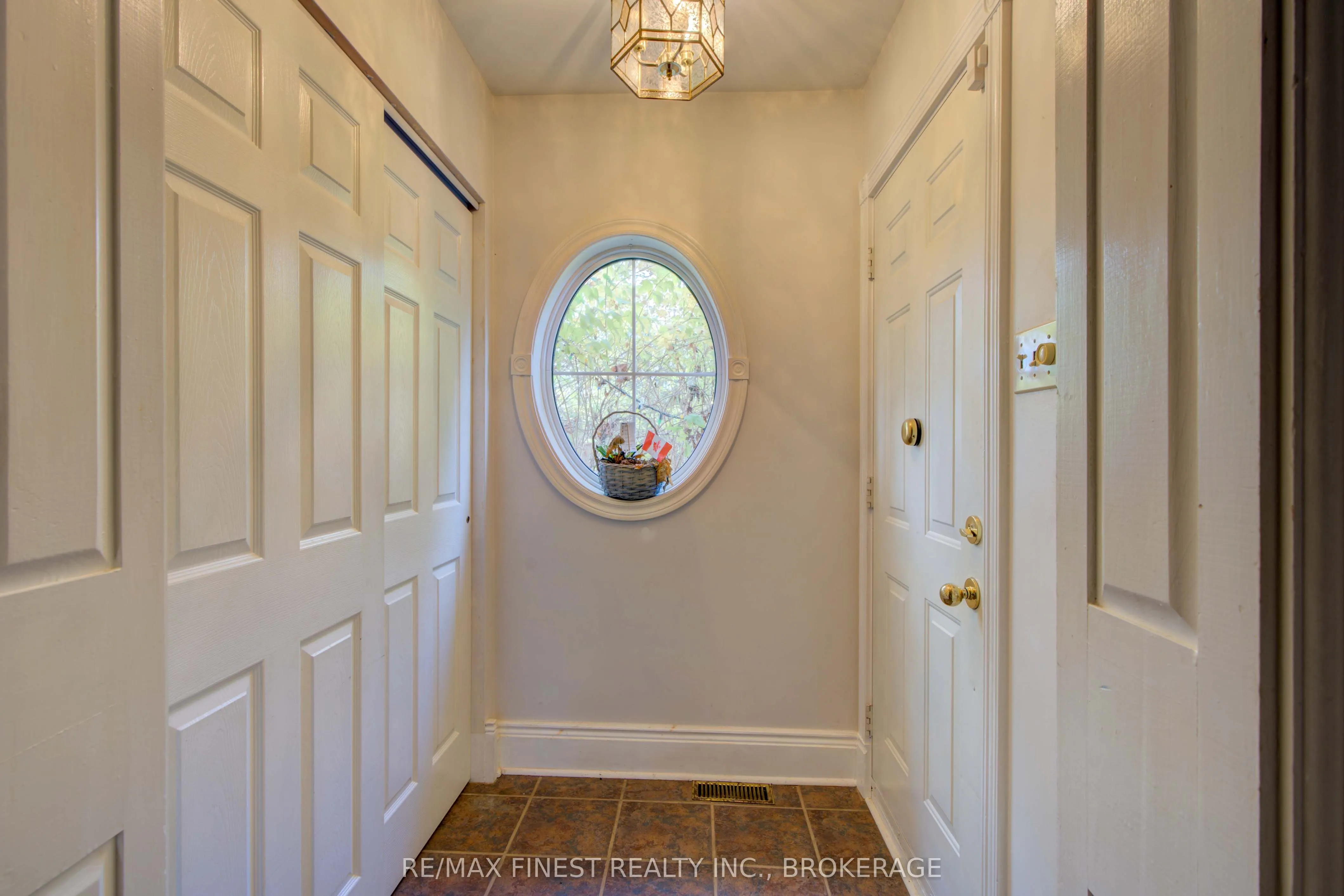 1128 Elizabeth Street