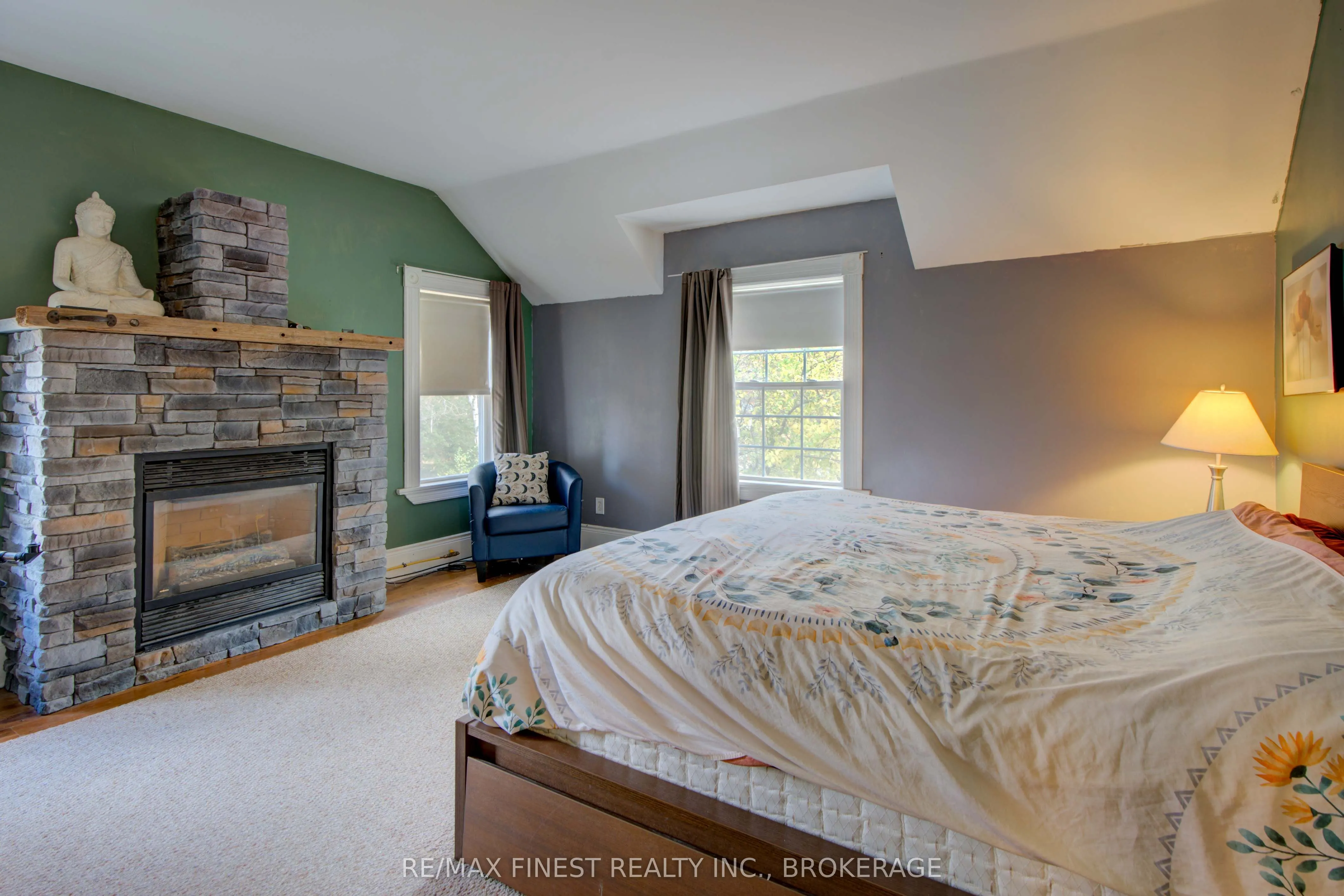 1128 Elizabeth Street