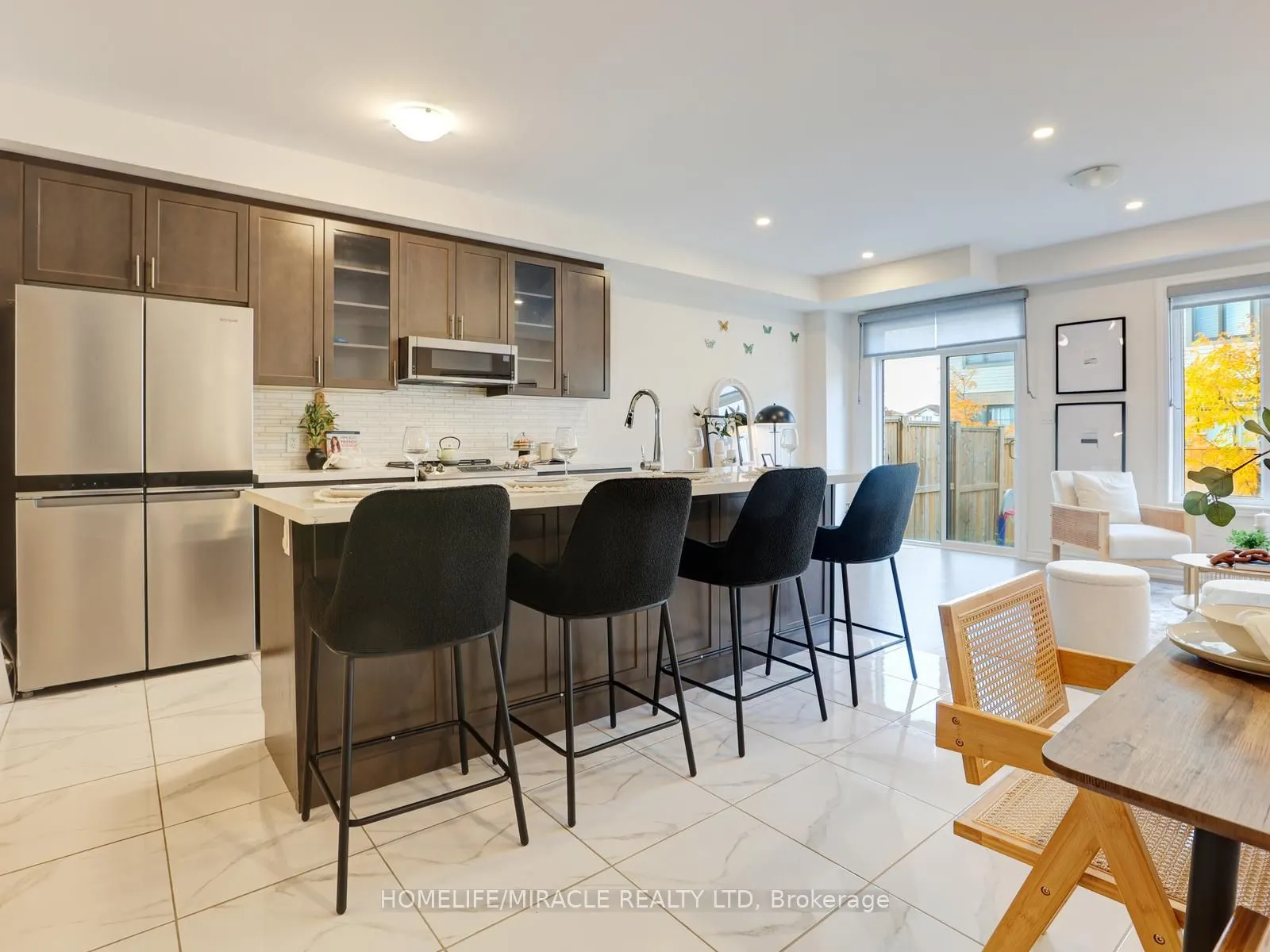 166 Deerpath Drive, #100