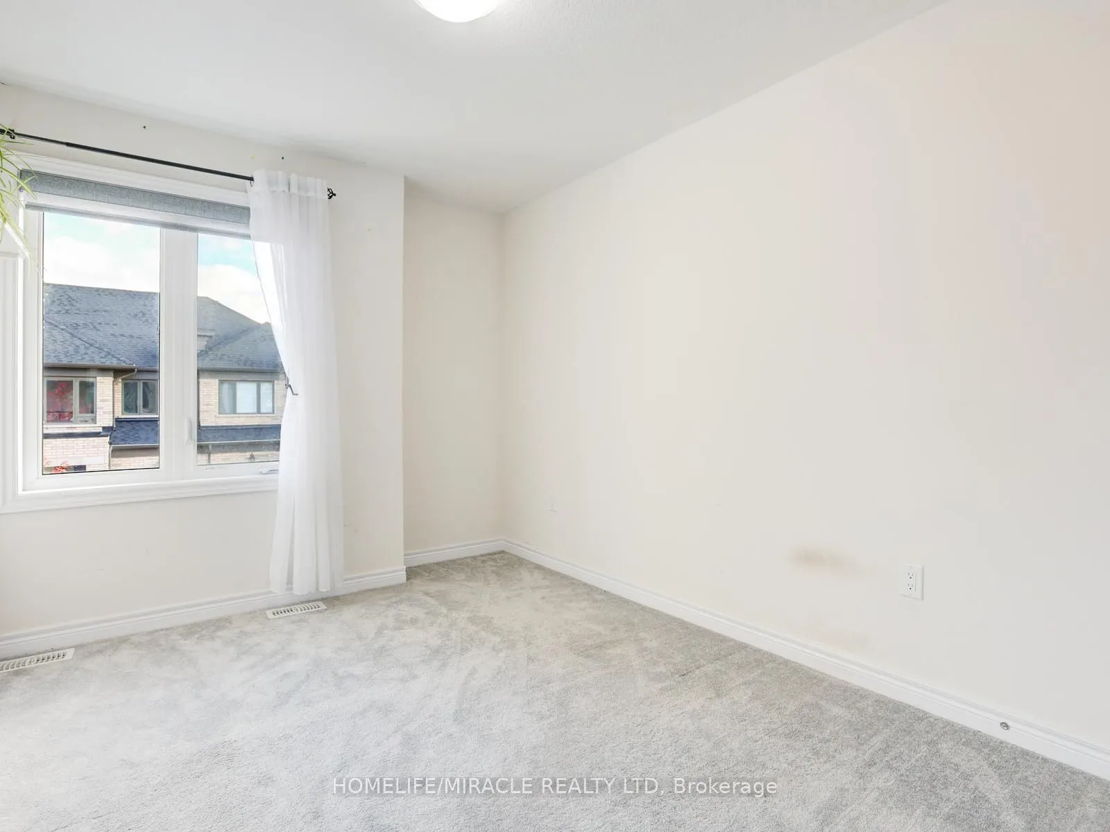 166 Deerpath Drive, #100