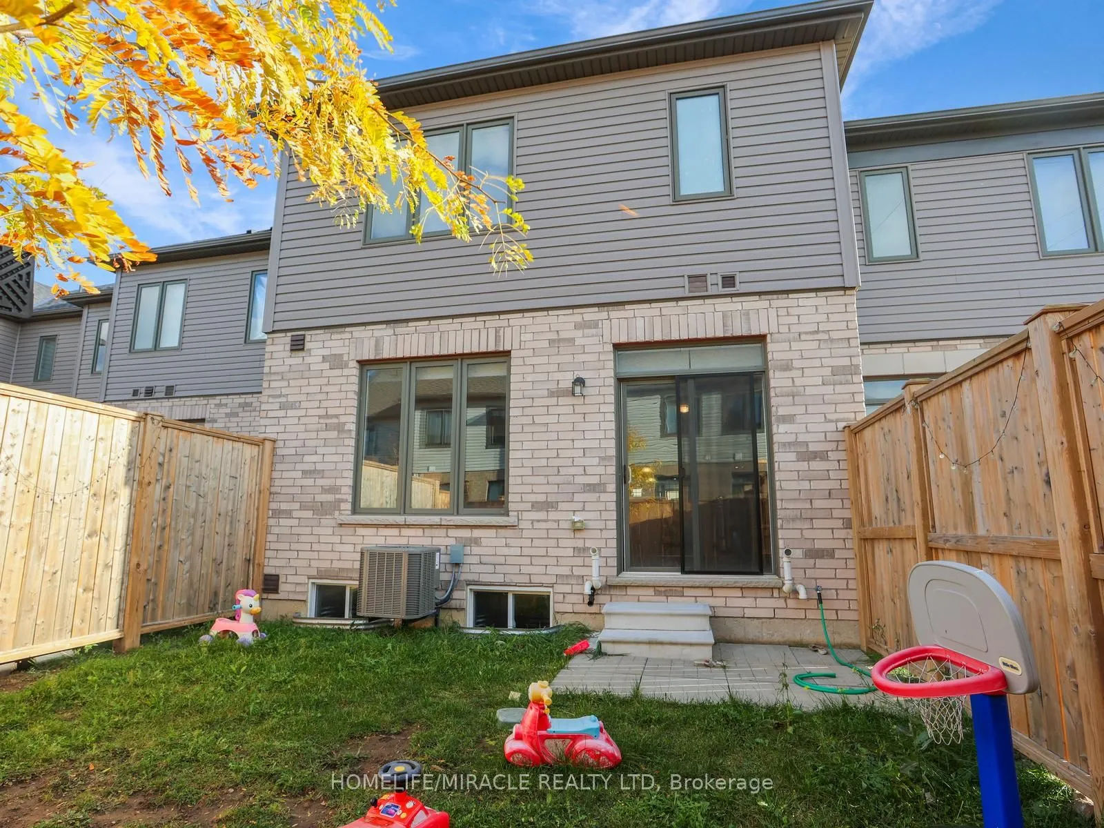 166 Deerpath Drive, #100