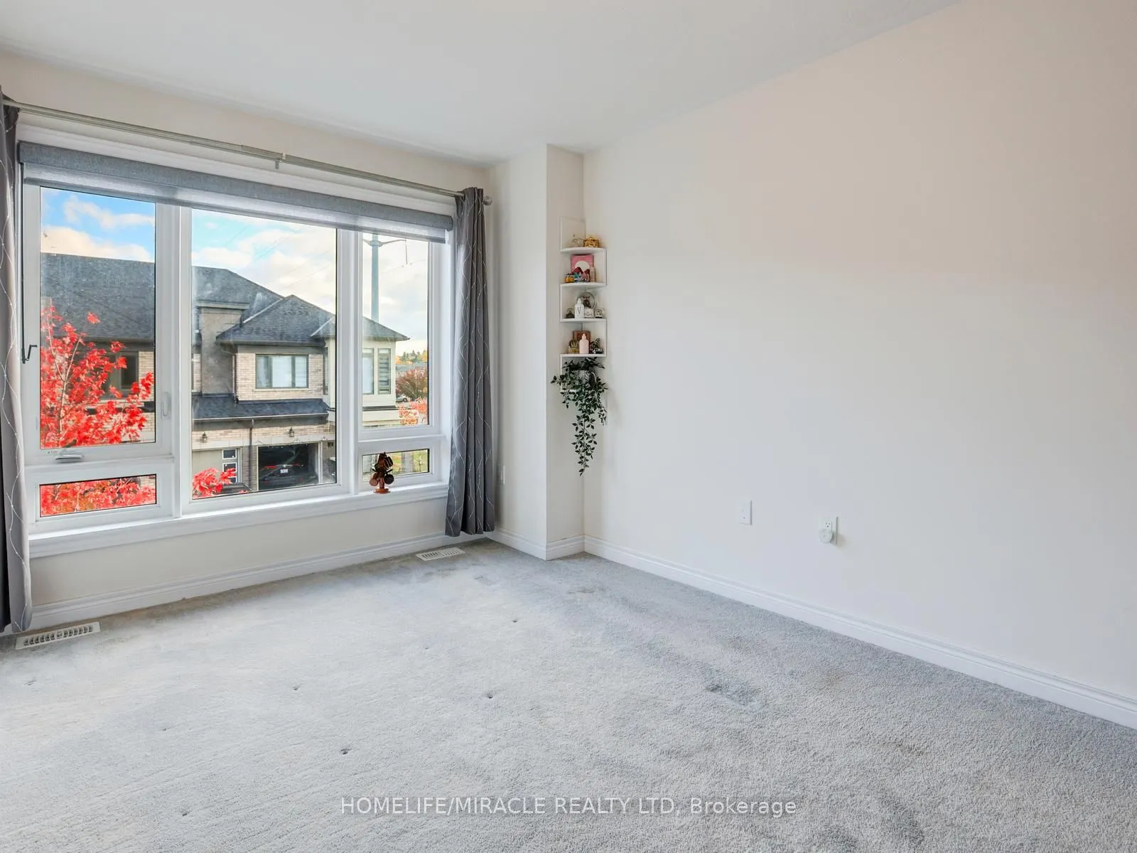 166 Deerpath Drive, #100