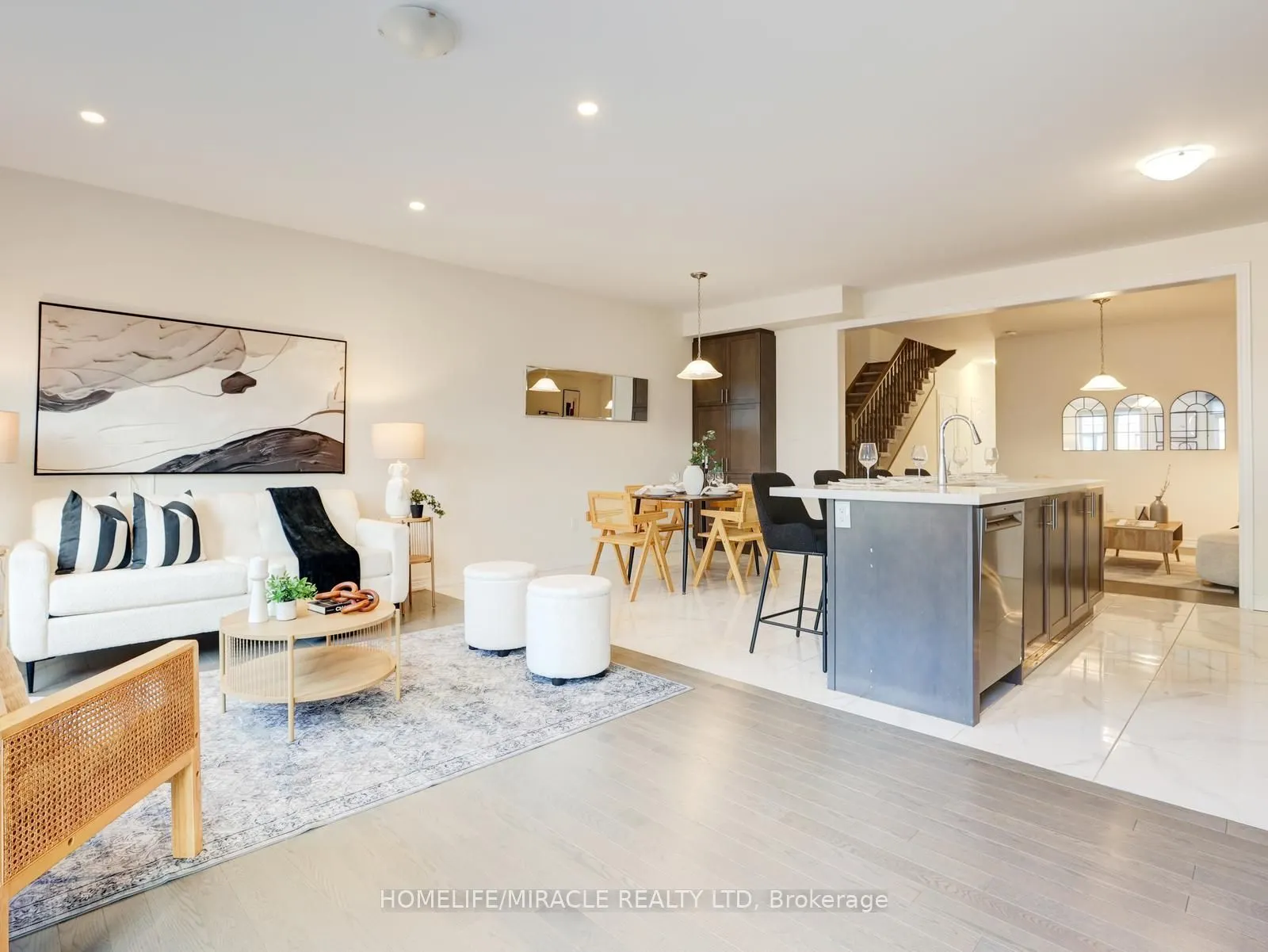 166 Deerpath Drive, #100