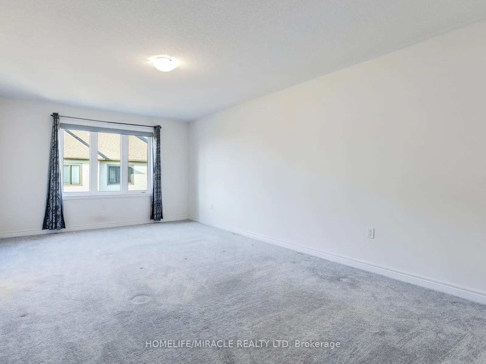 166 Deerpath Drive, #100