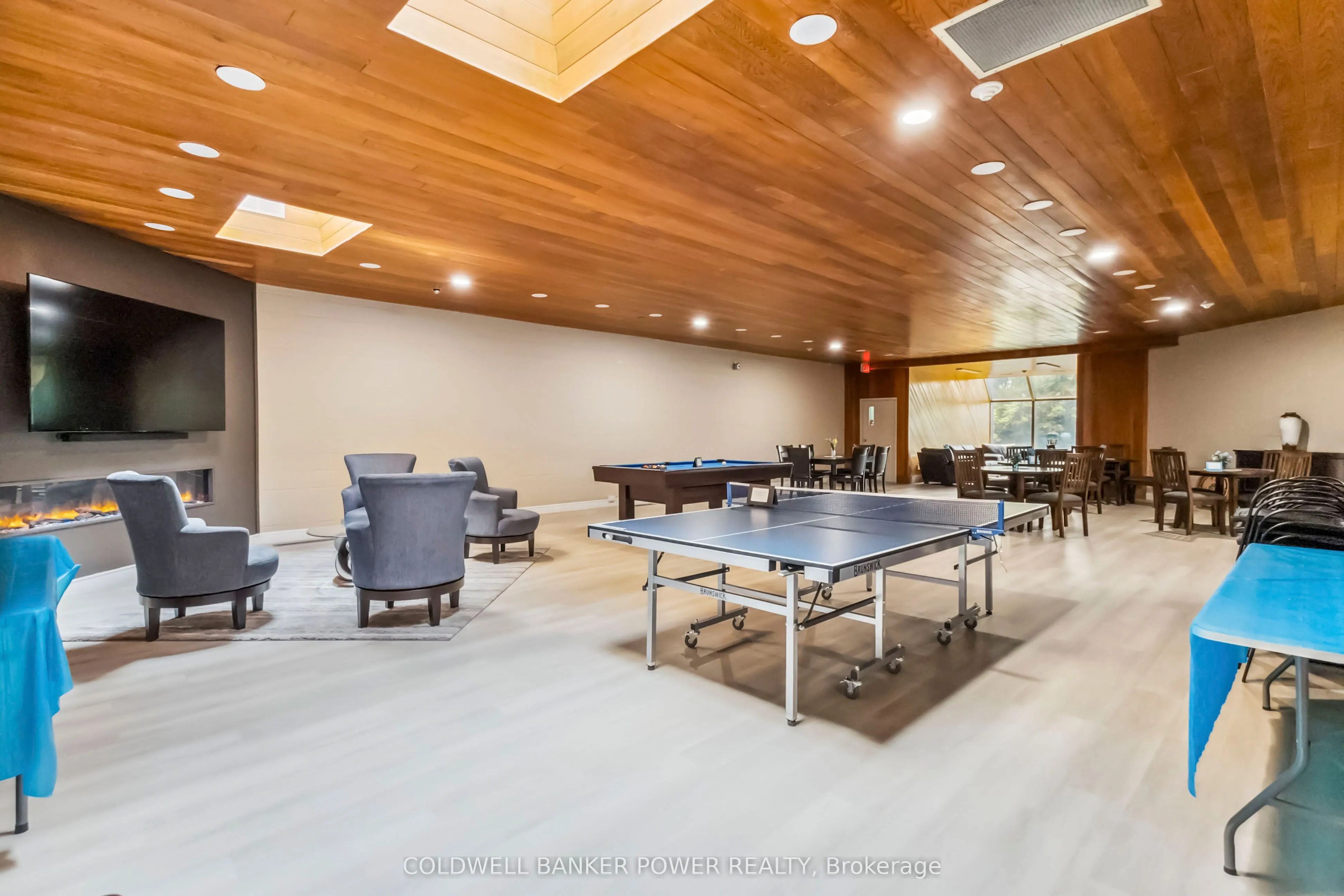 19 King Street, #602