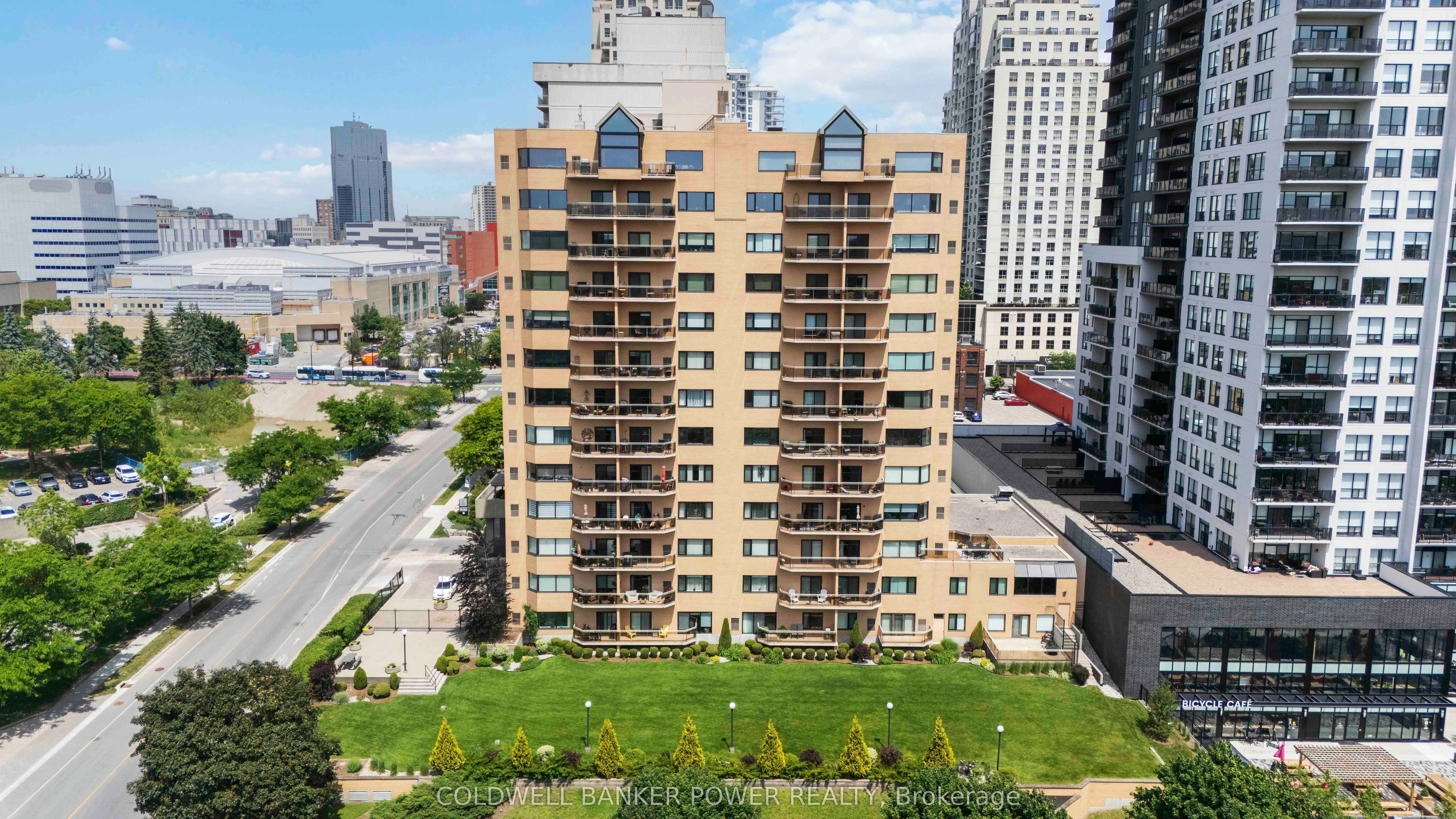 19 King Street, #602