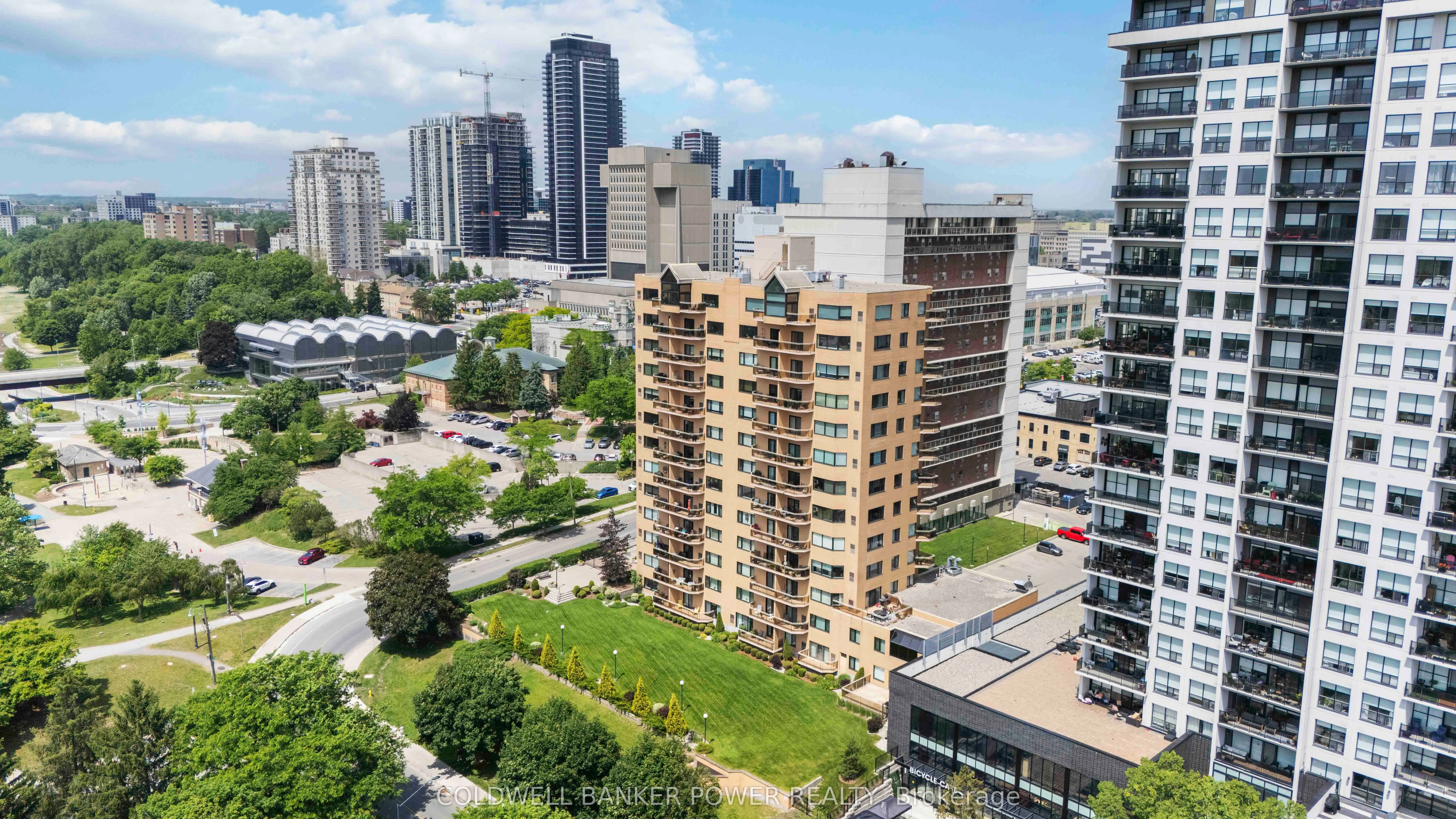 19 King Street, #602