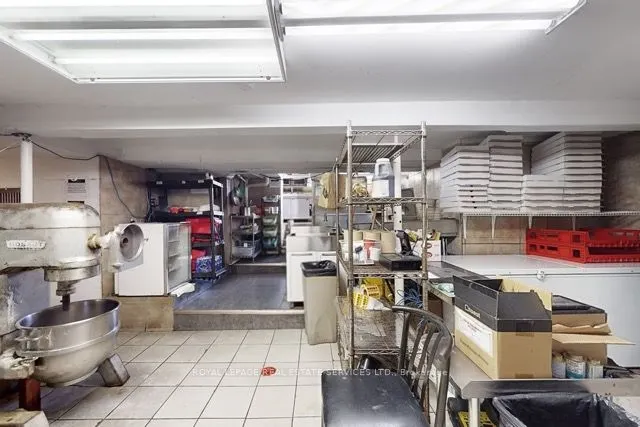 872 Upper Sherman Avenue