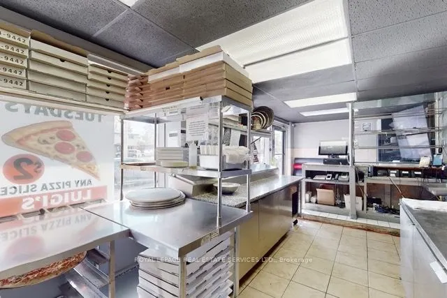 872 Upper Sherman Avenue