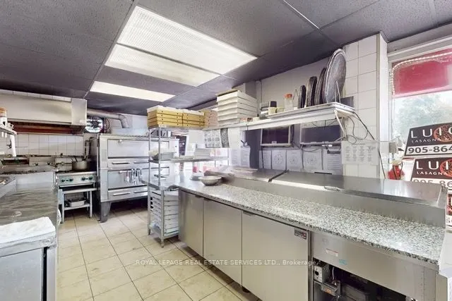 872 Upper Sherman Avenue