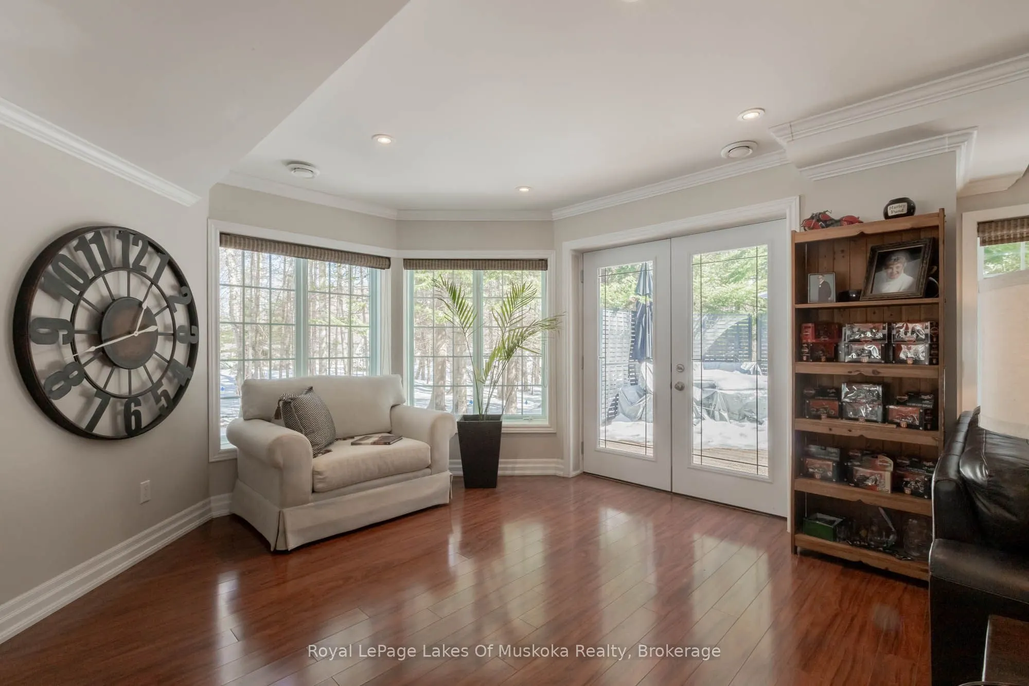 24 BIRCHWOOD Crescent