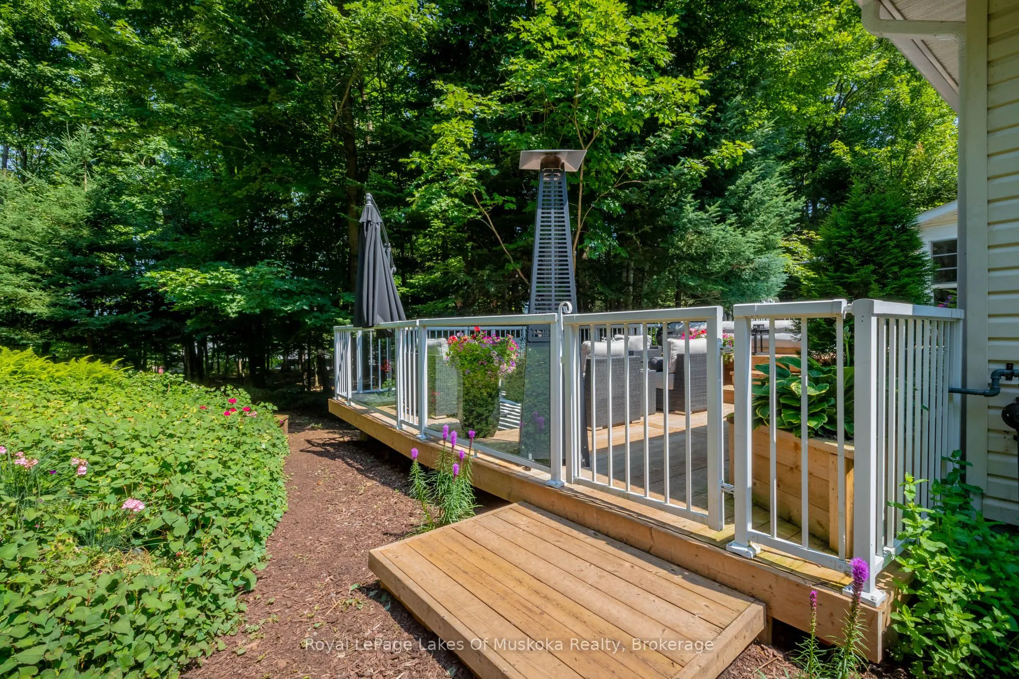 24 BIRCHWOOD Crescent