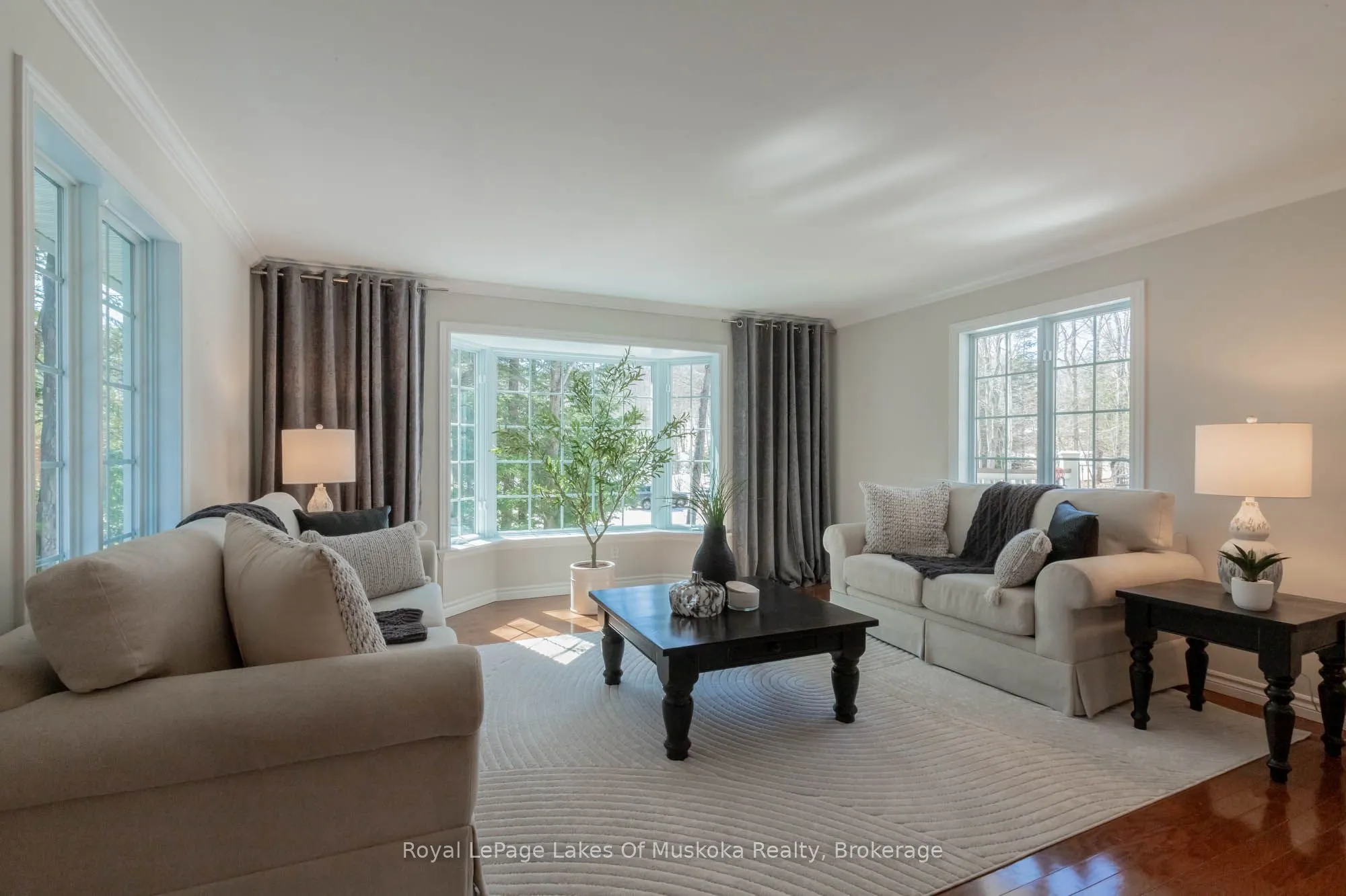 24 BIRCHWOOD Crescent