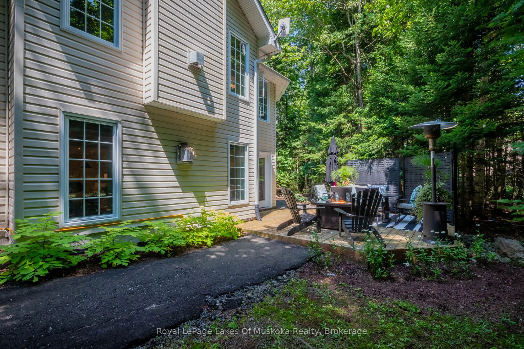 24 BIRCHWOOD Crescent