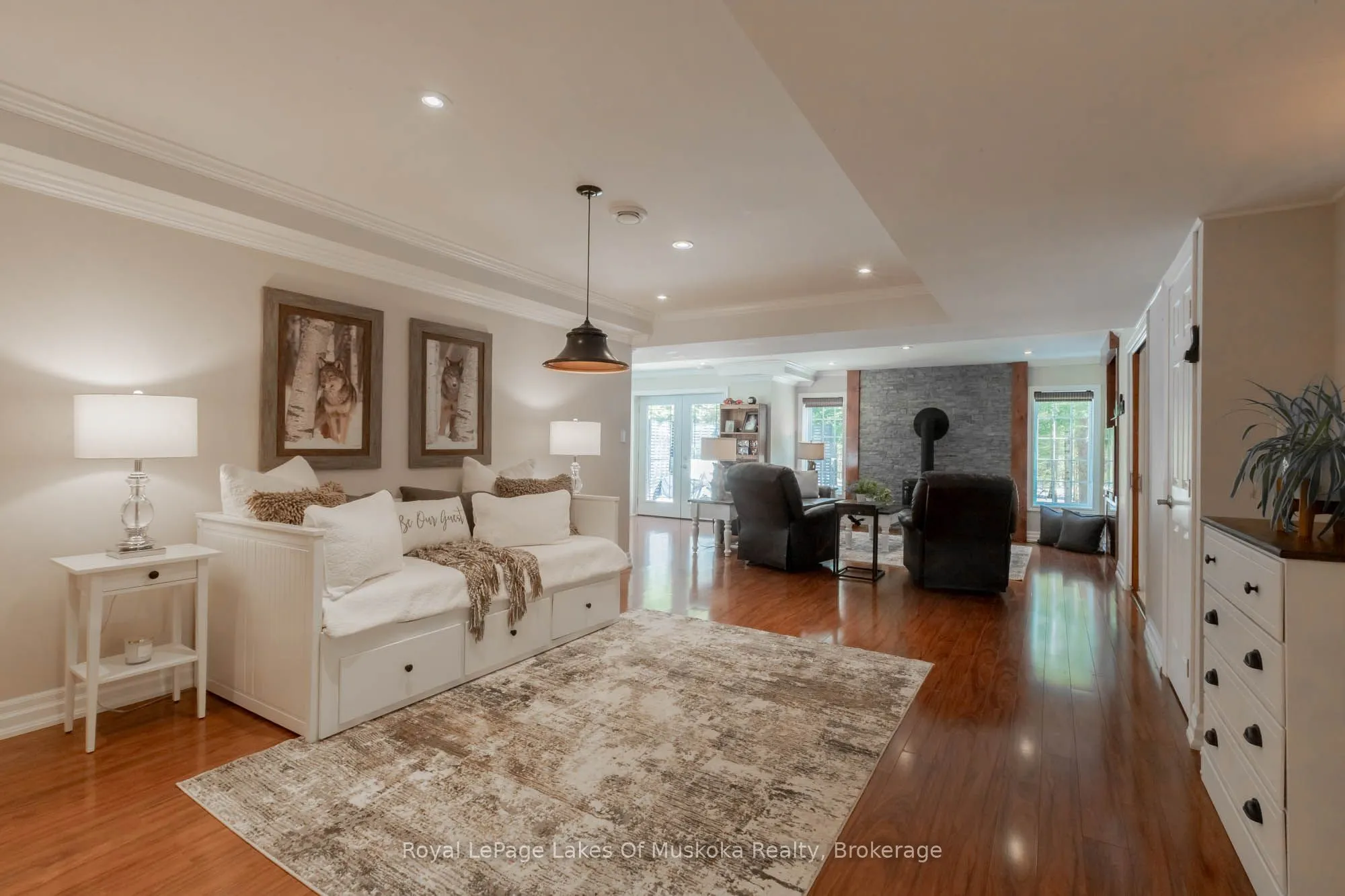 24 BIRCHWOOD Crescent