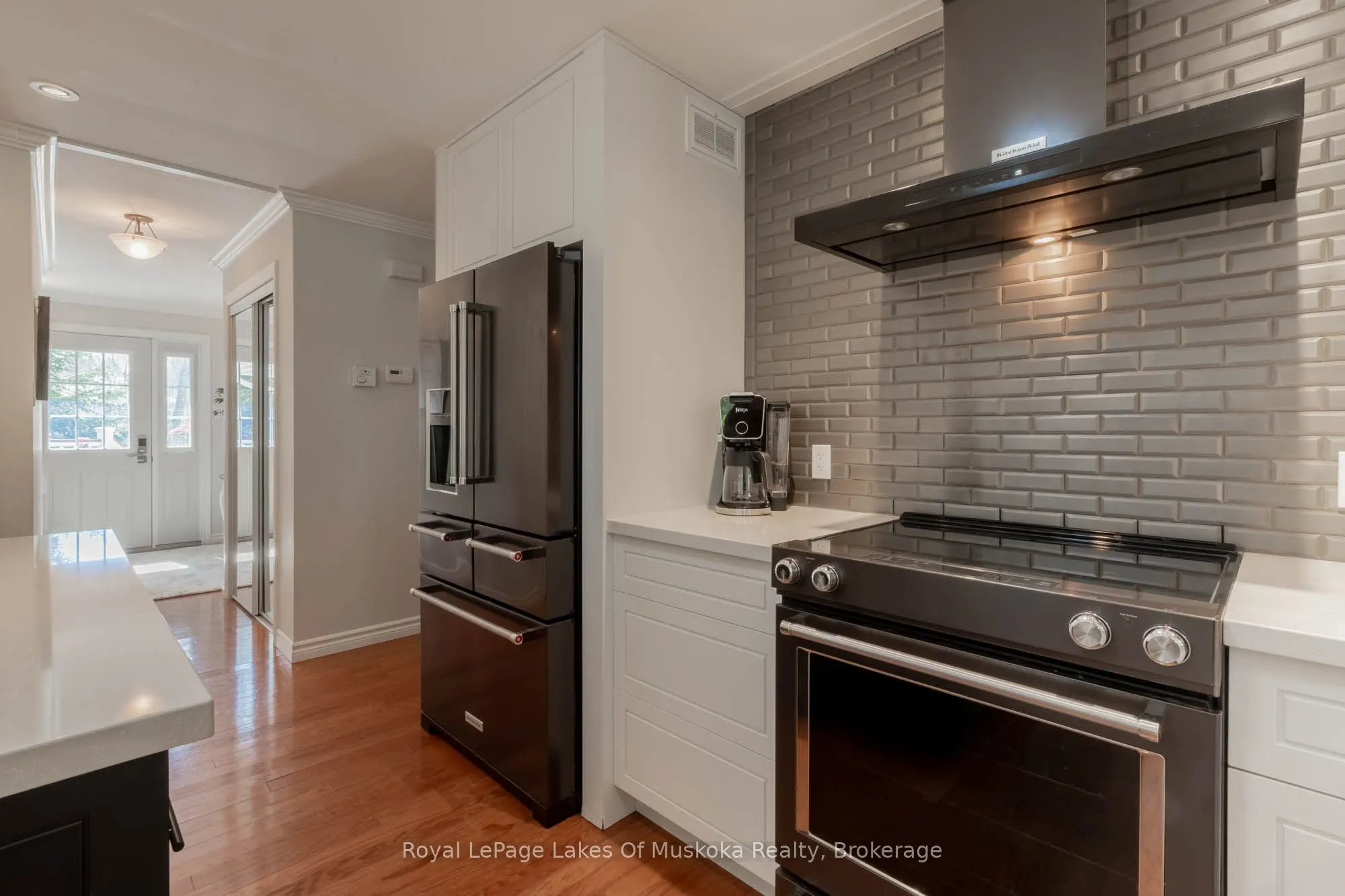 24 BIRCHWOOD Crescent