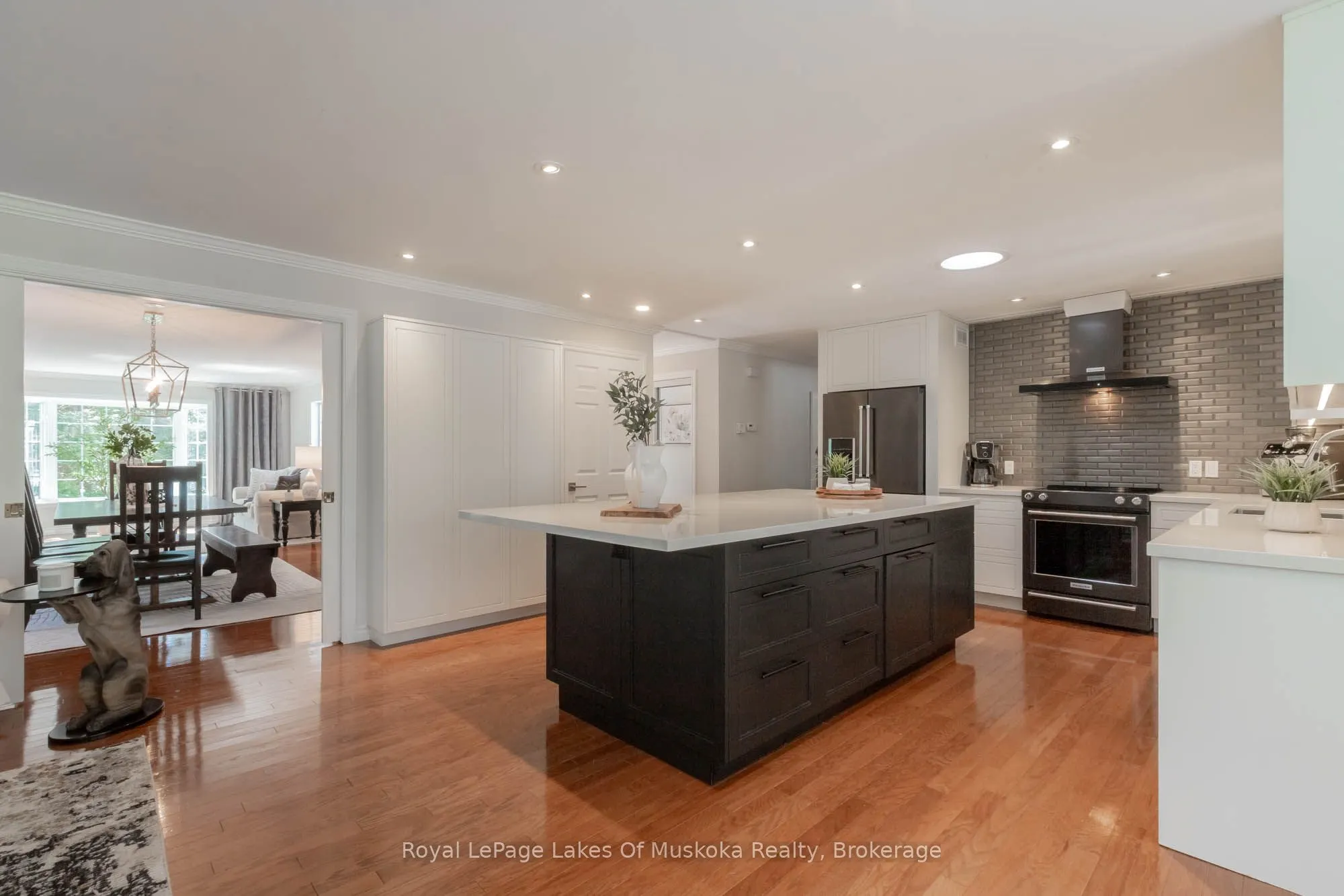 24 BIRCHWOOD Crescent