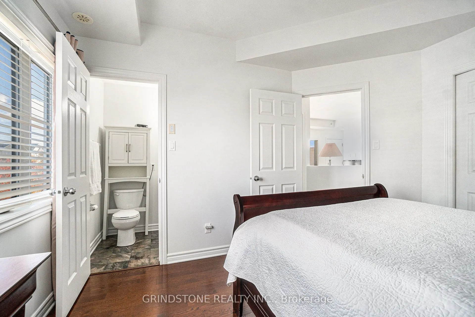 137 Harthill Way, #L