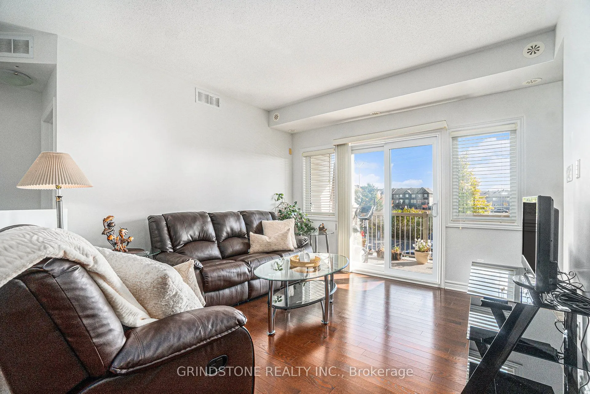 137 Harthill Way, #L