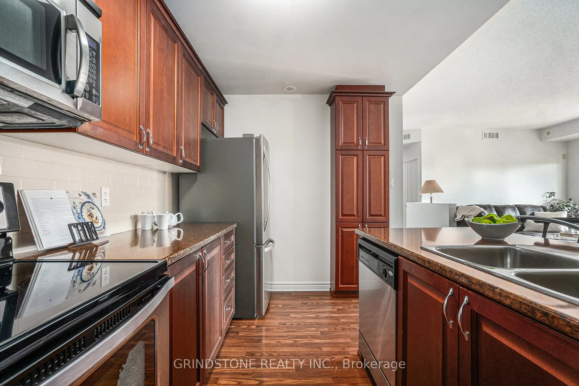 137 Harthill Way, #L