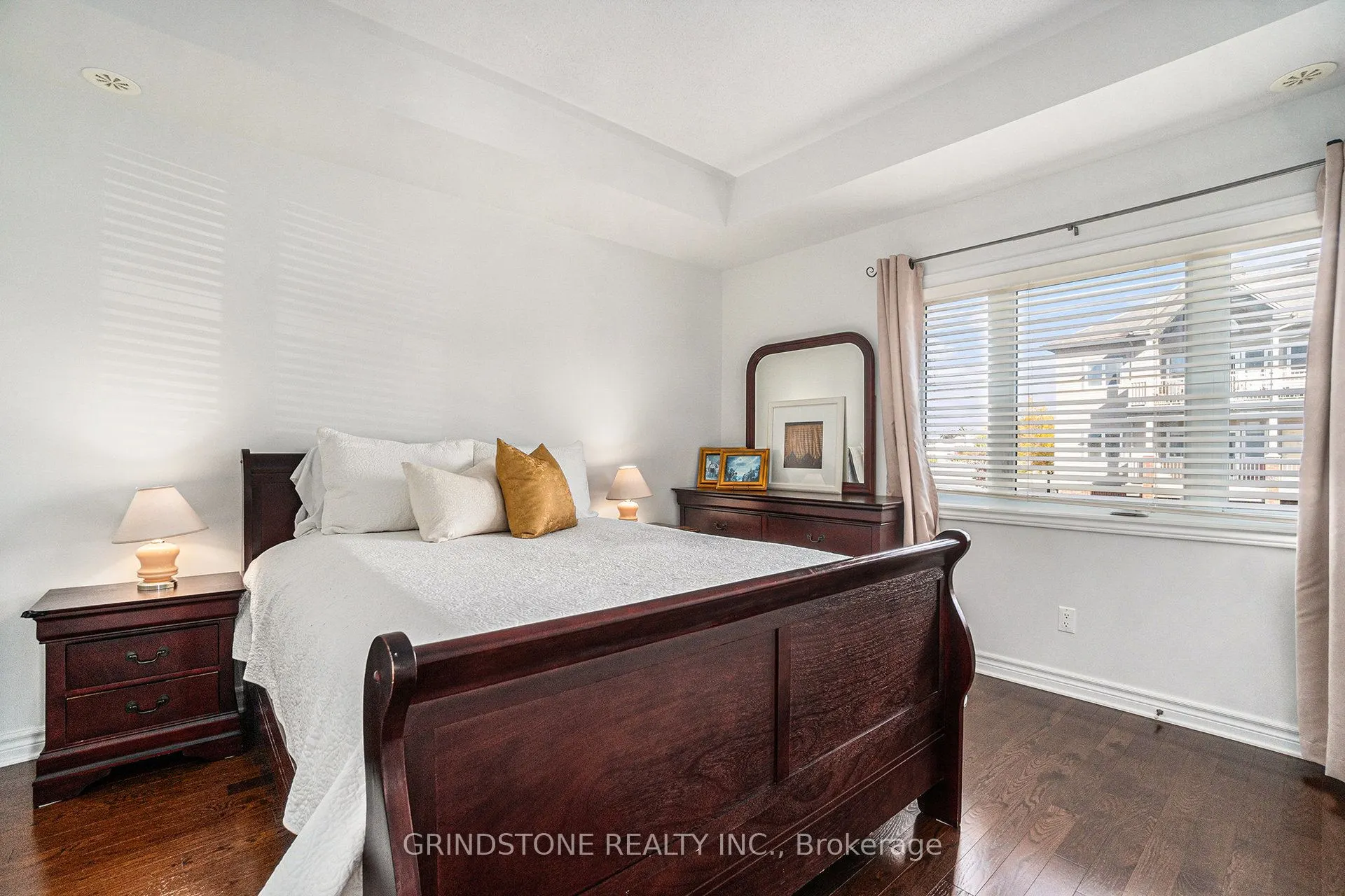 137 Harthill Way, #L