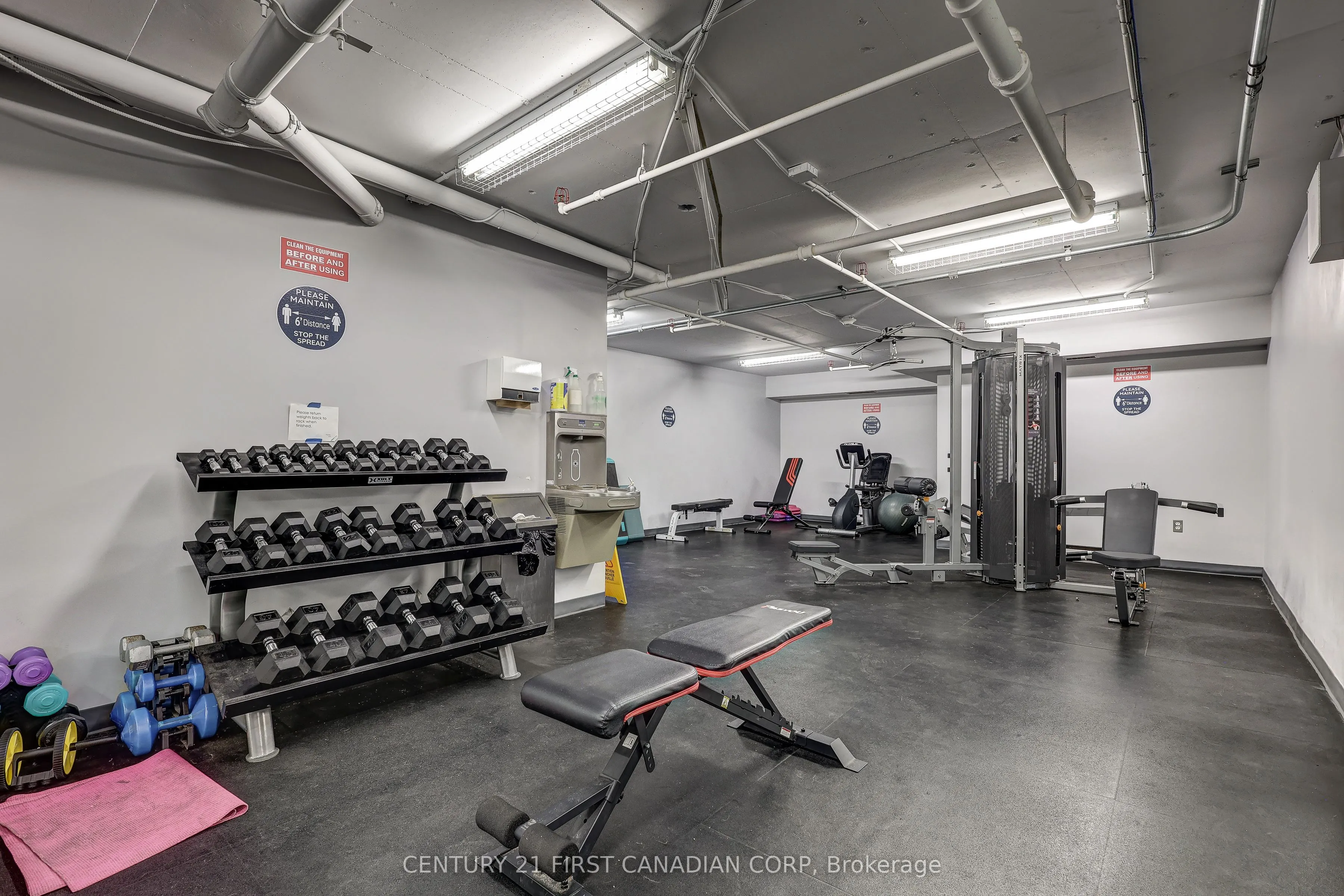 155 Kent Street, #506