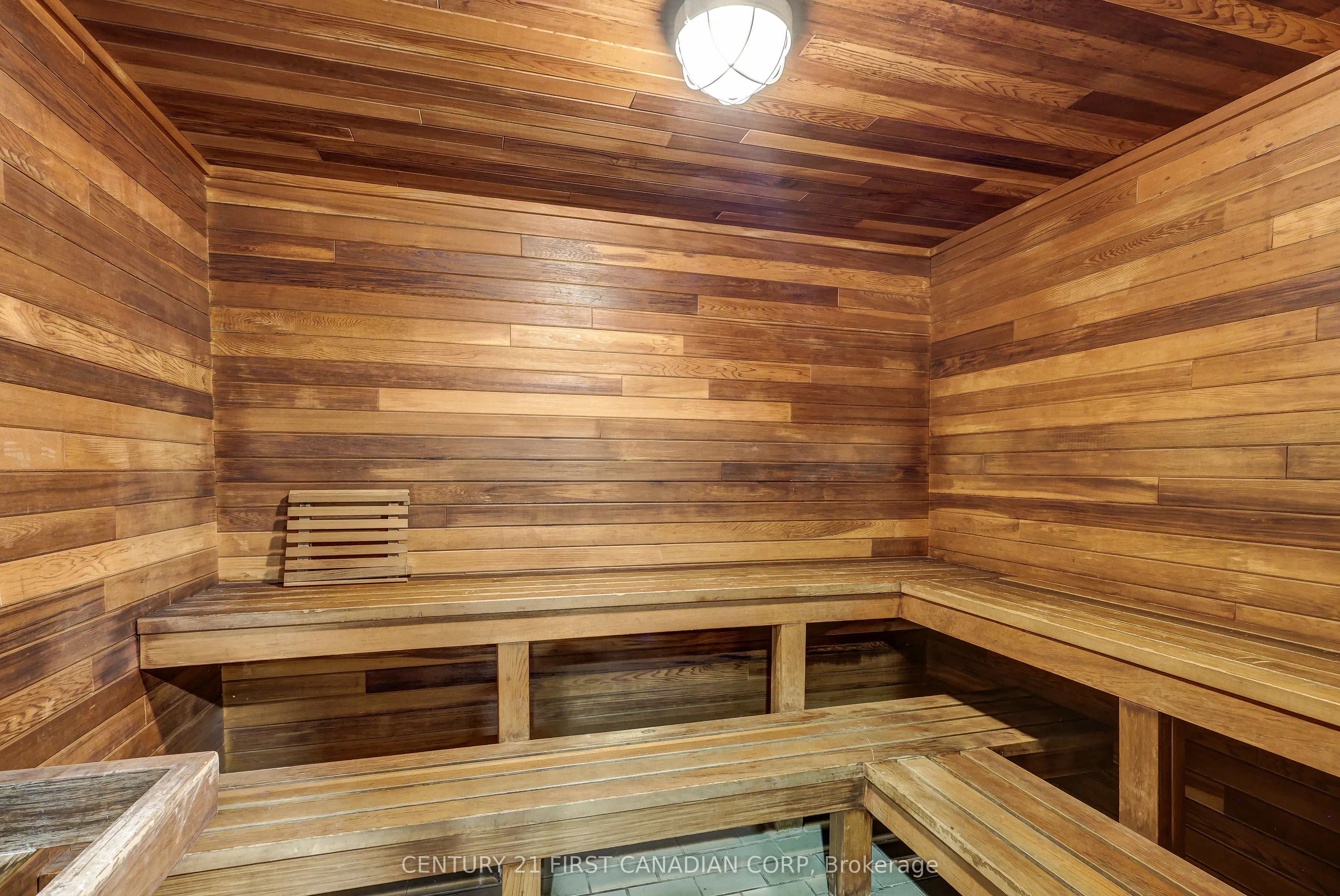 155 Kent Street, #506