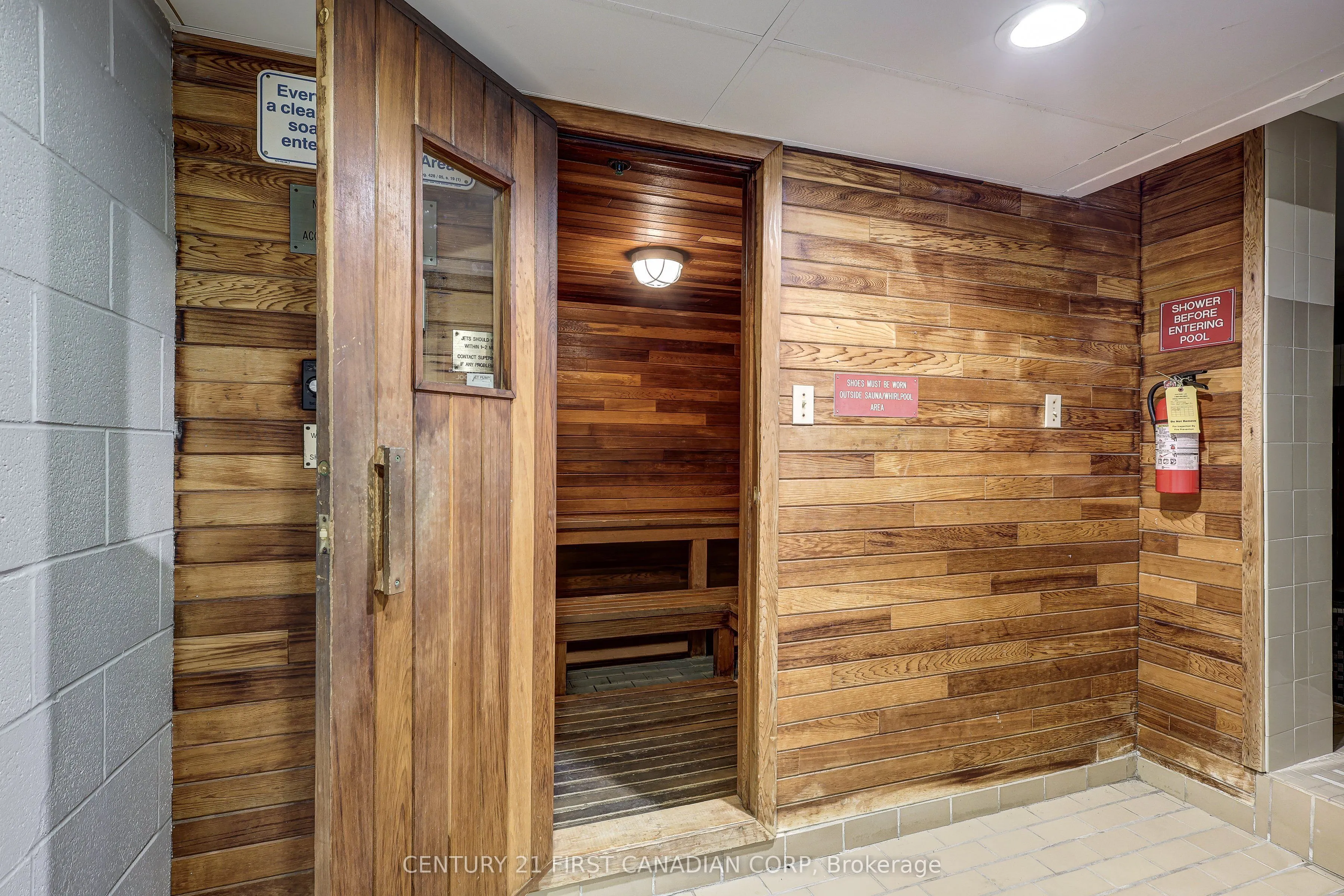 155 Kent Street, #506