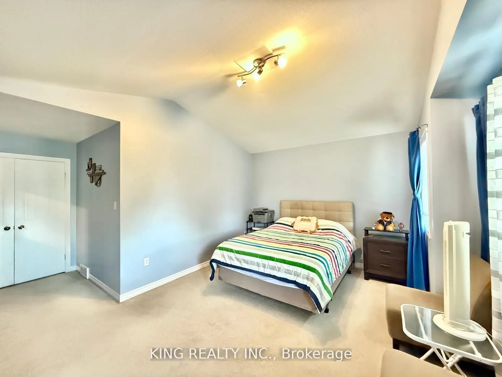 196 CRIMSON Crescent