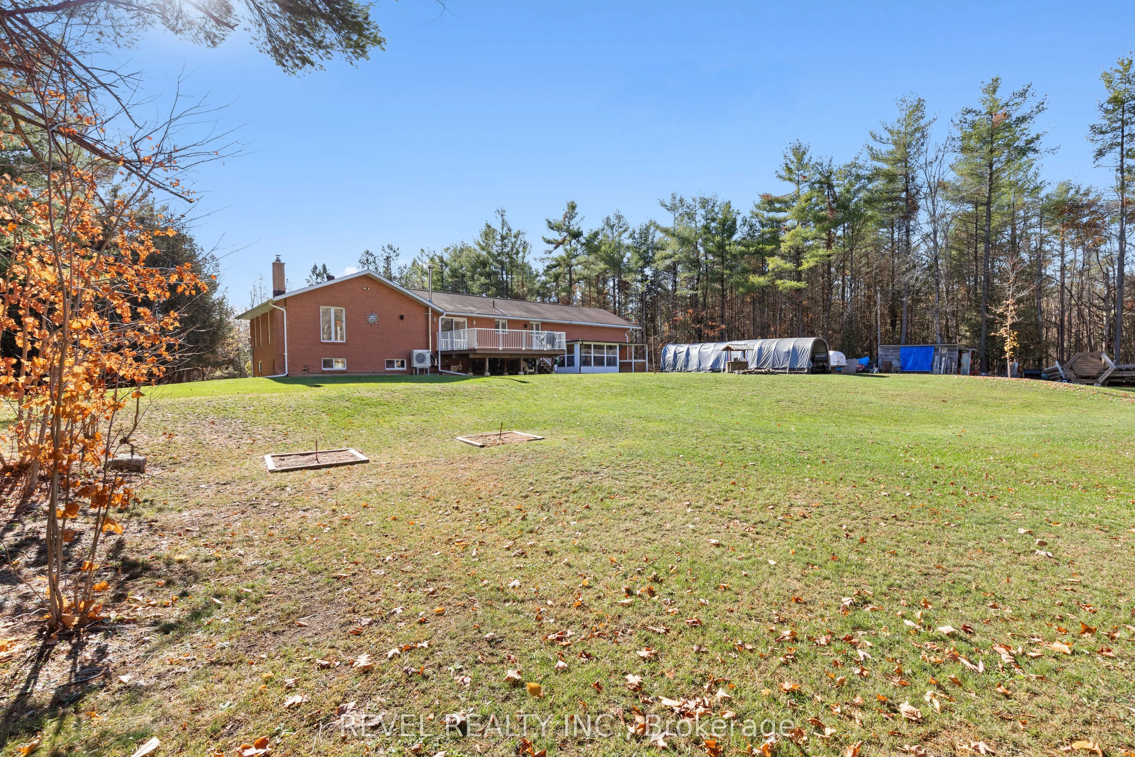 2371 County Rd 48 Road