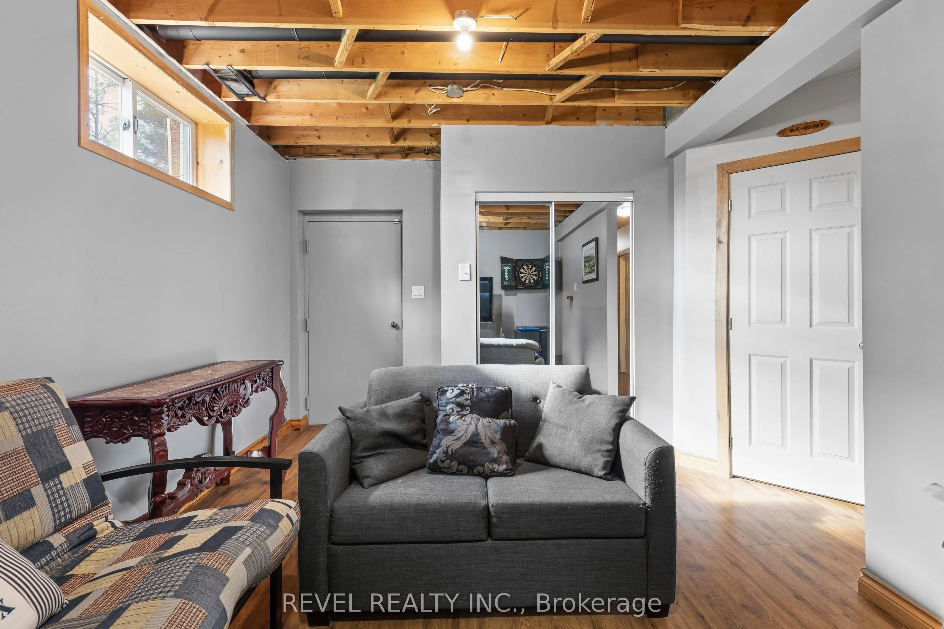 2371 County Rd 48 Road