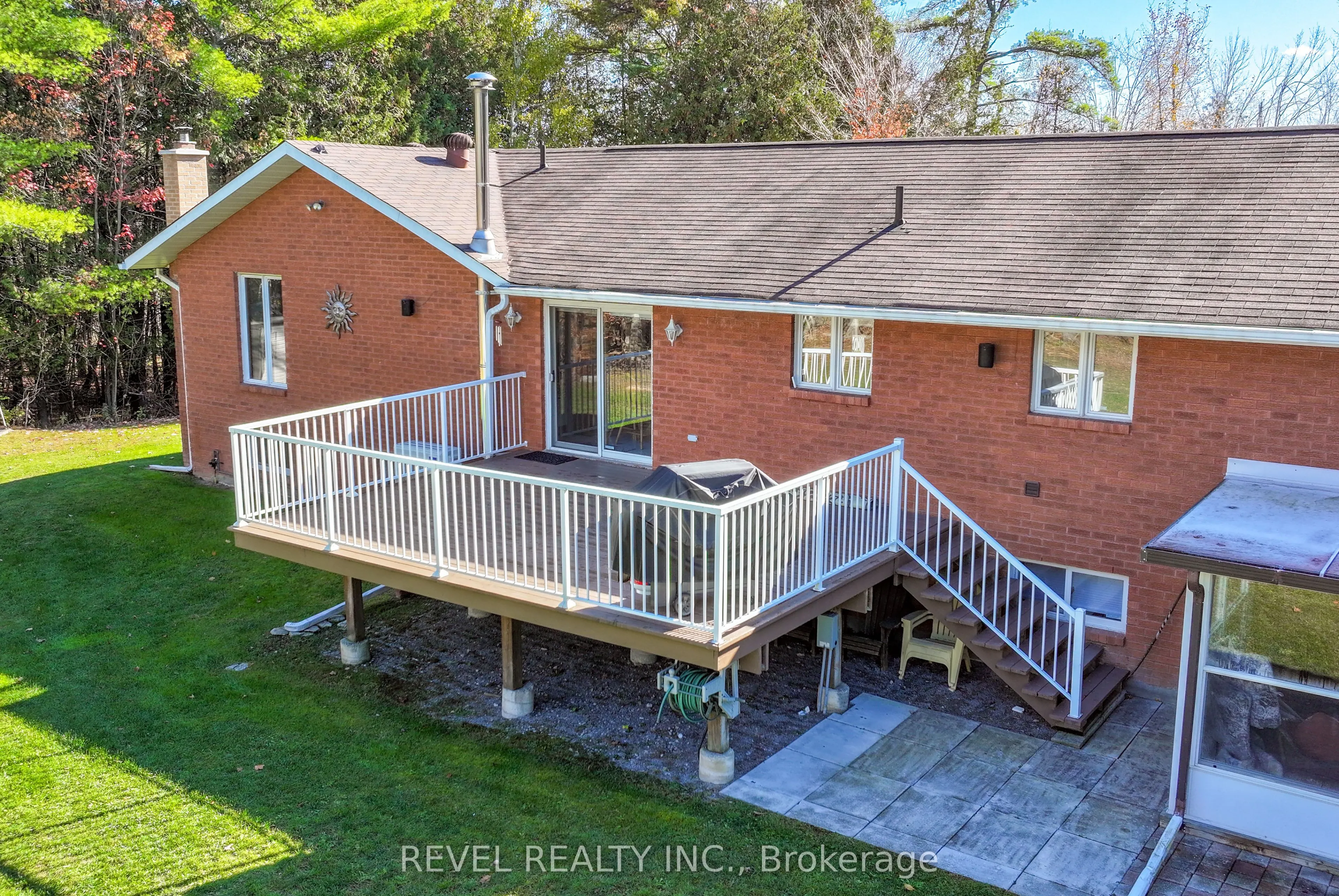 2371 County Rd 48 Road