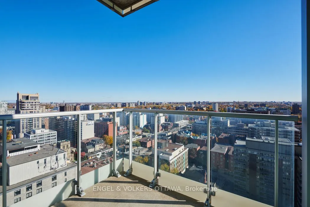 179 Metcalfe Street, #2006