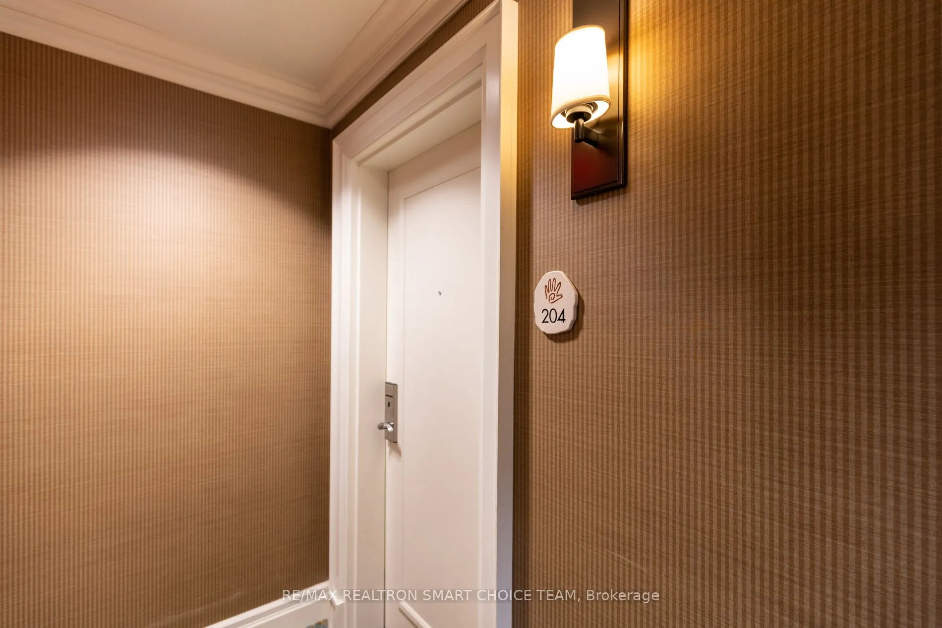 1869 Muskoka 118 Road W, #L204-C1