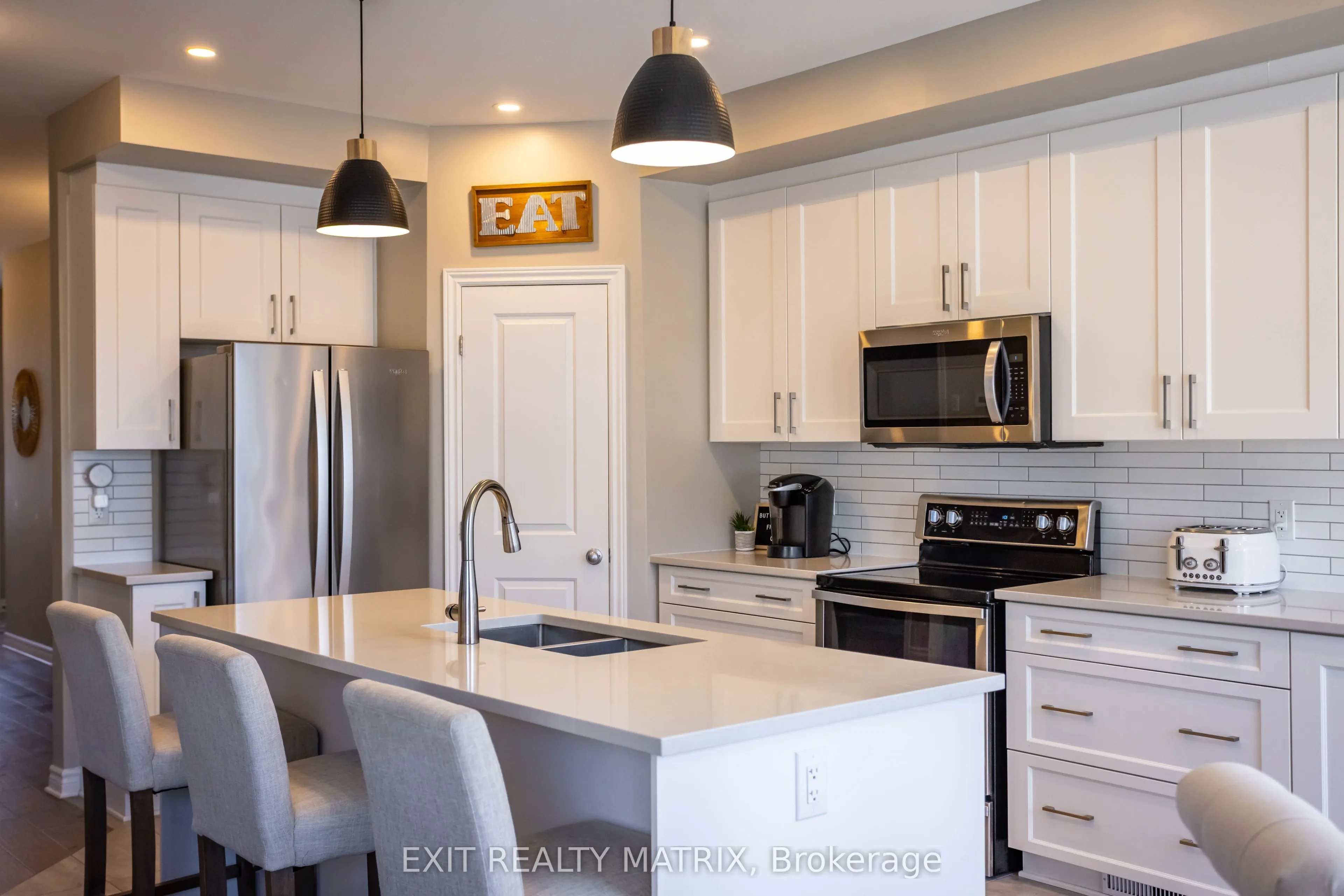 573 Strasbourg Street