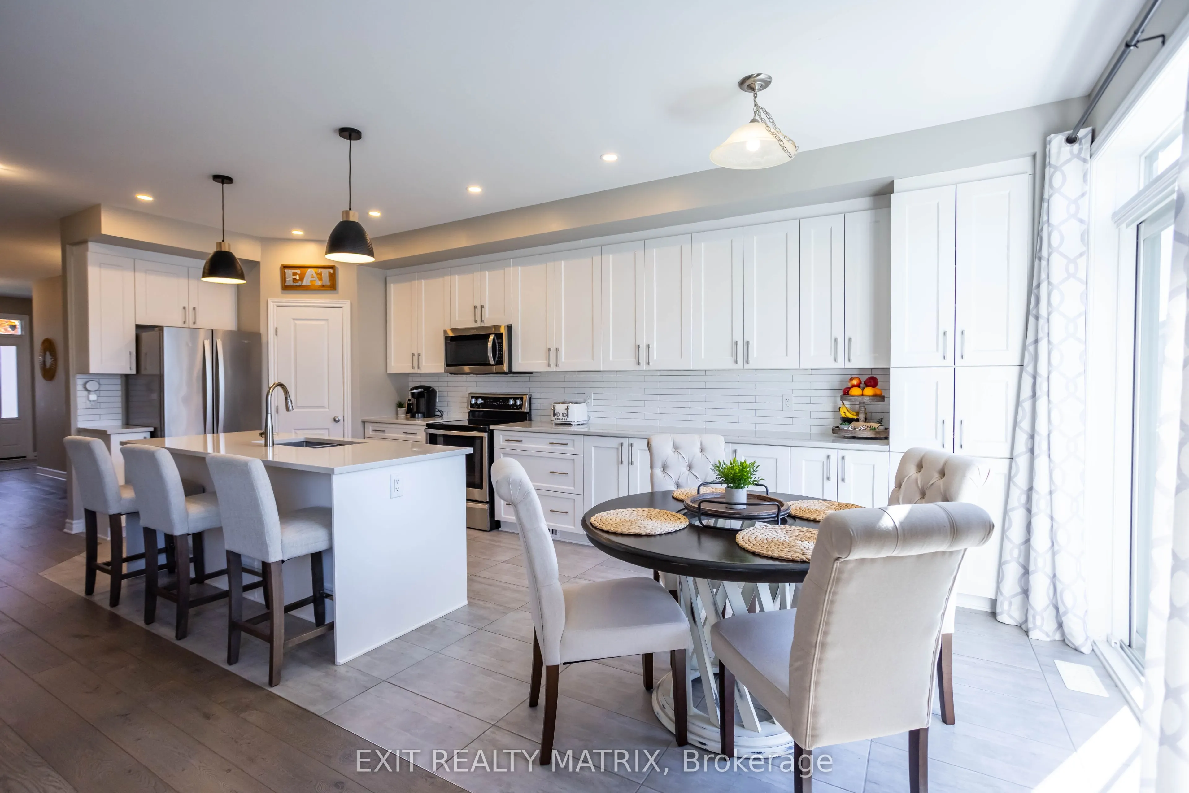 573 Strasbourg Street