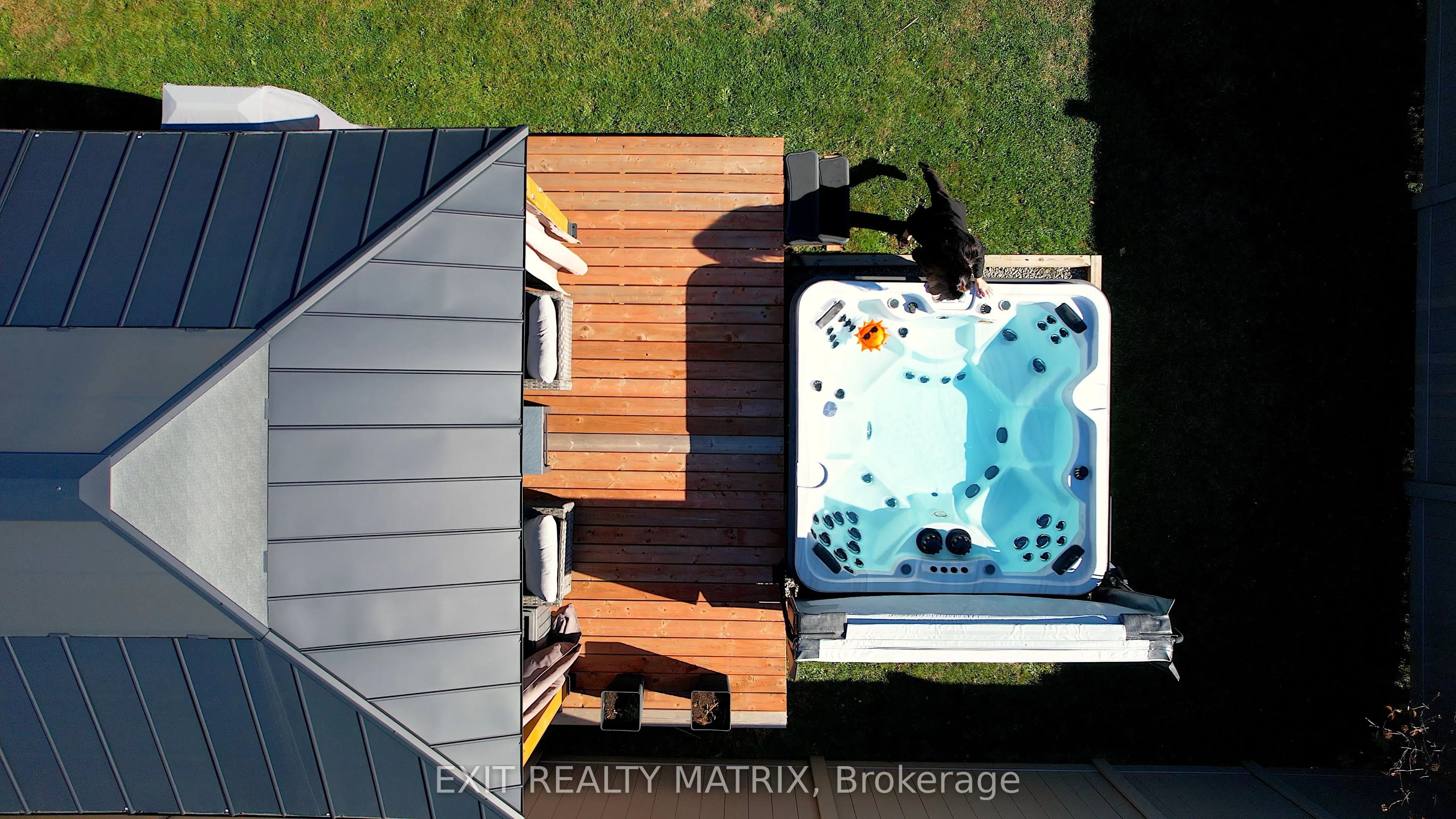 573 Strasbourg Street