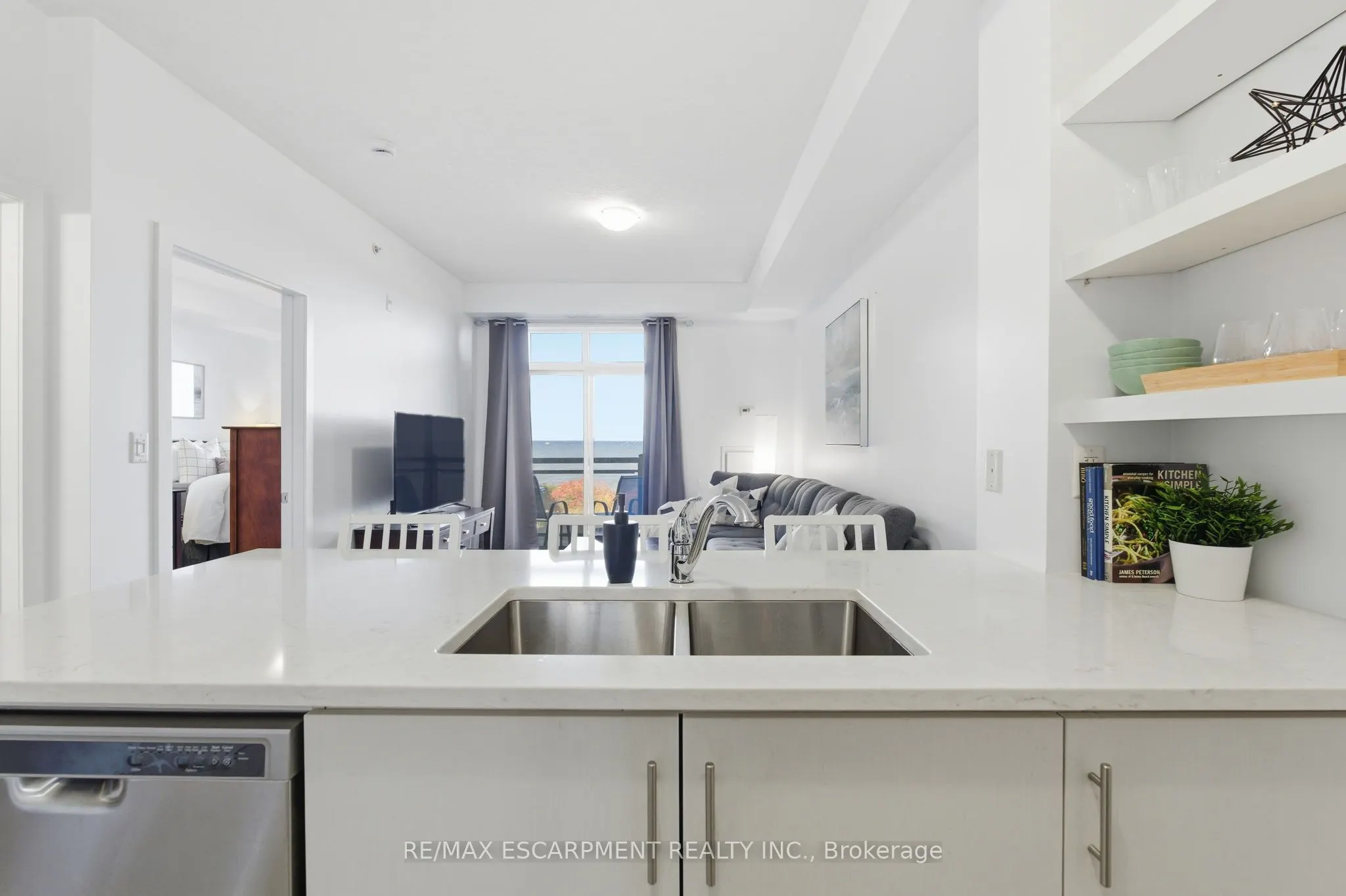 35 Southshore Crescent, #228