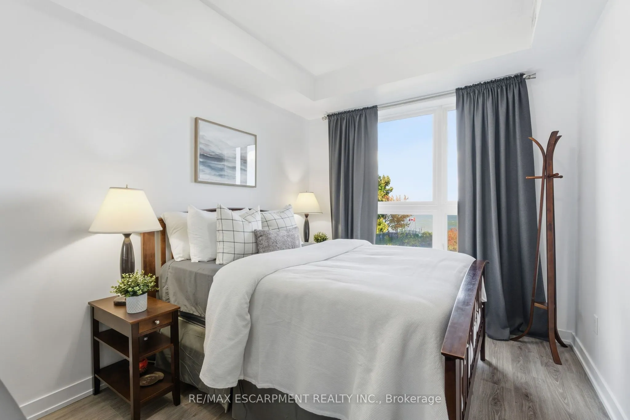 35 Southshore Crescent, #228